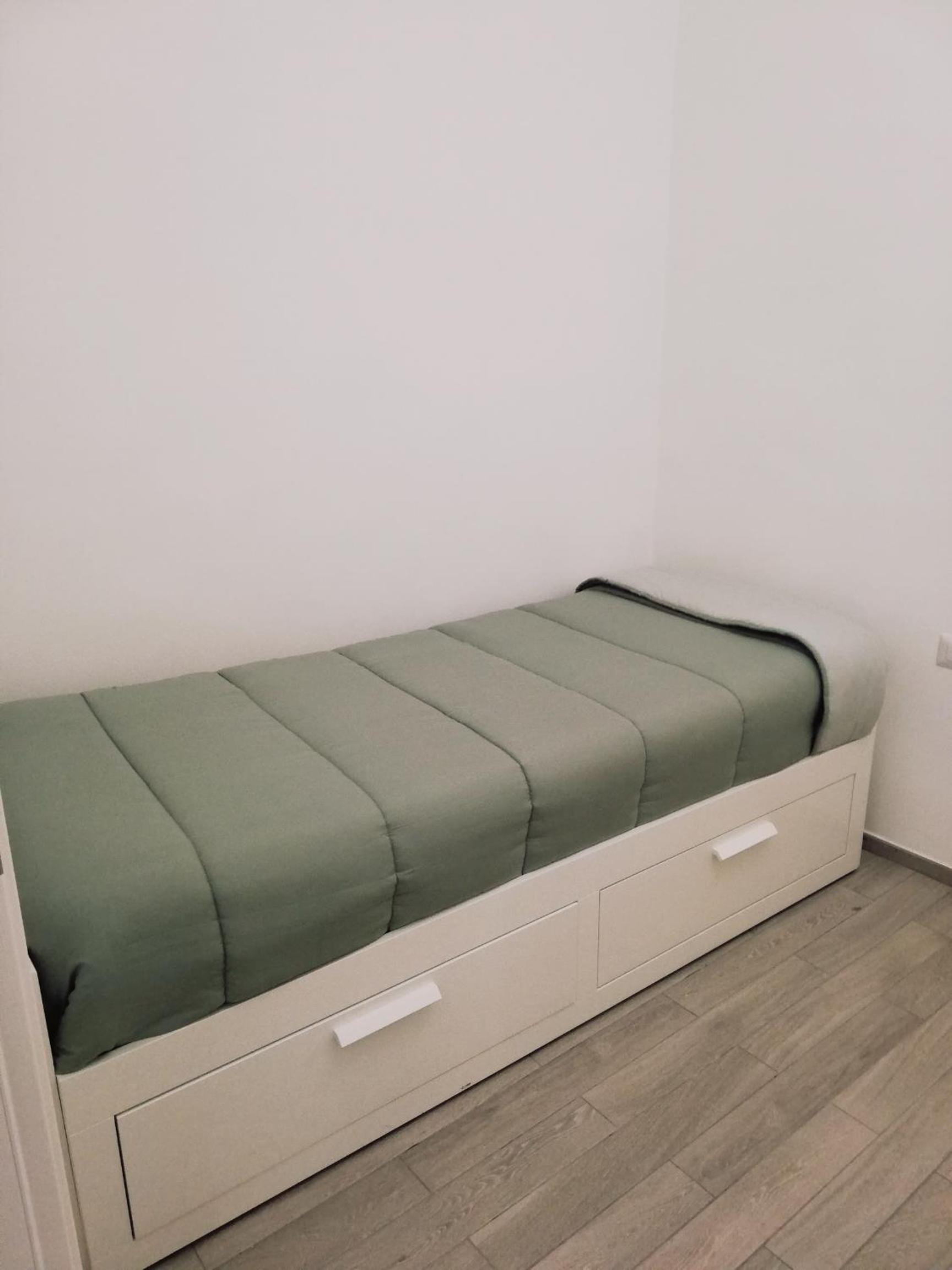 Double Room with Private Bathroom - Photo 5