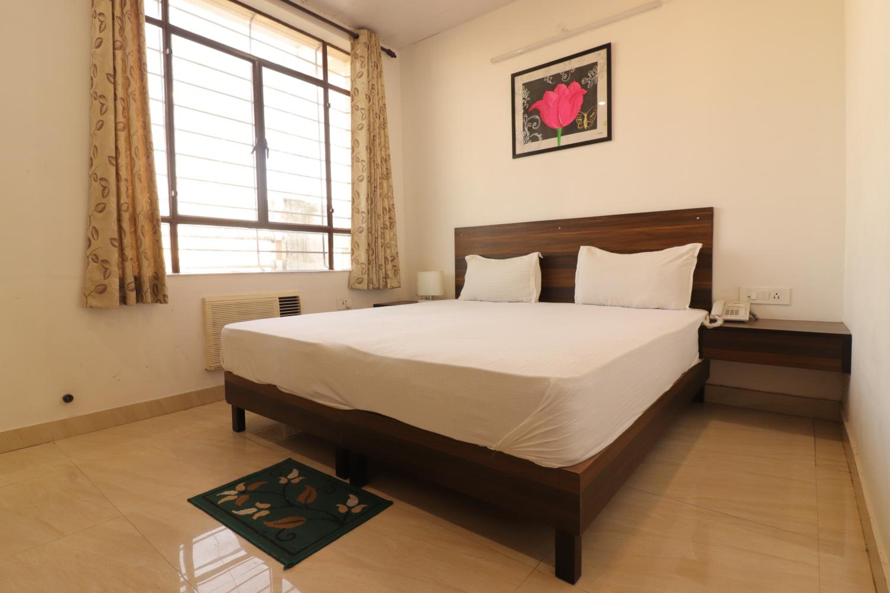 Deluxe Double or Twin Room - Photo 1