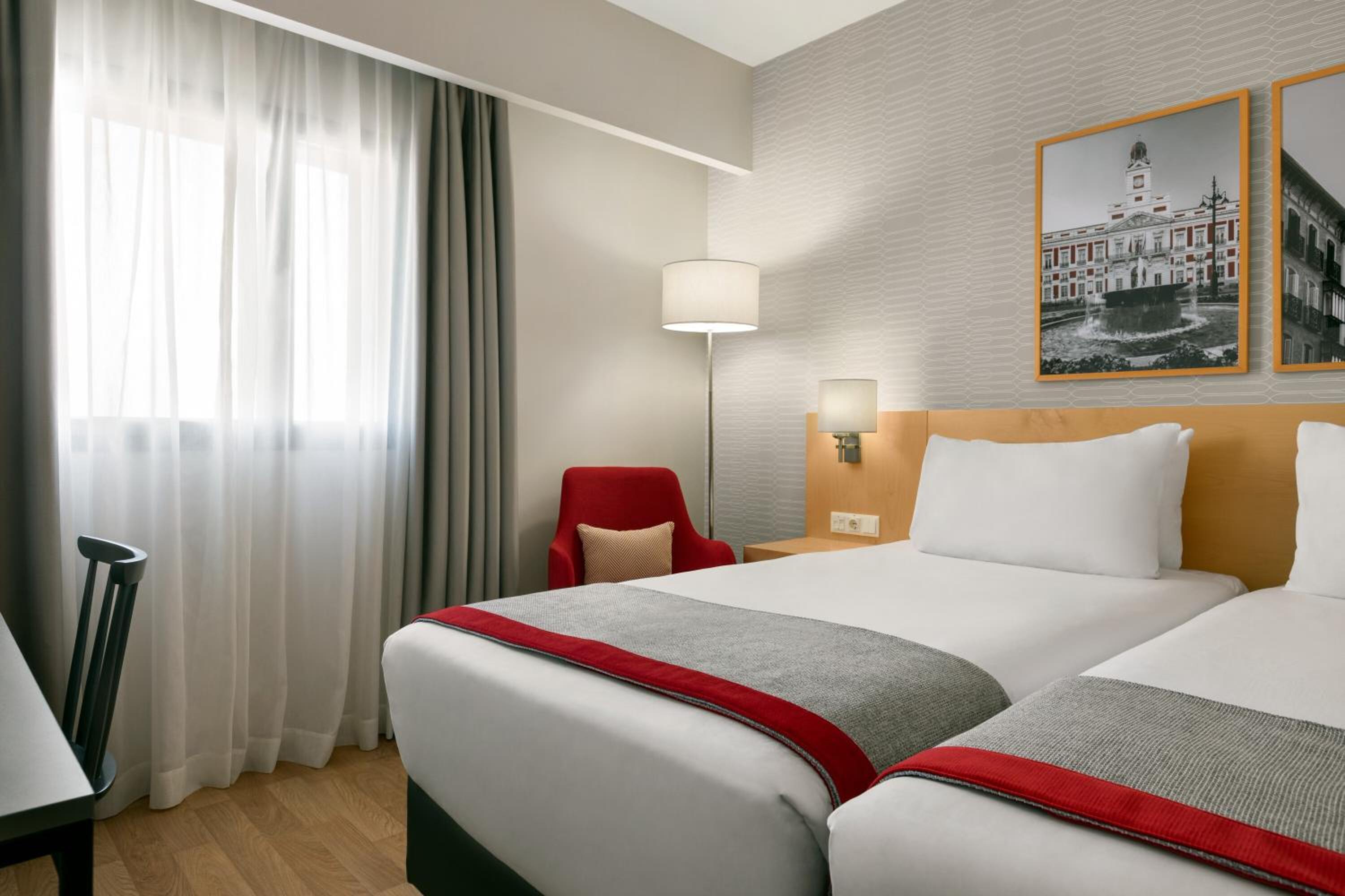 Twin Room - Non-Smoking