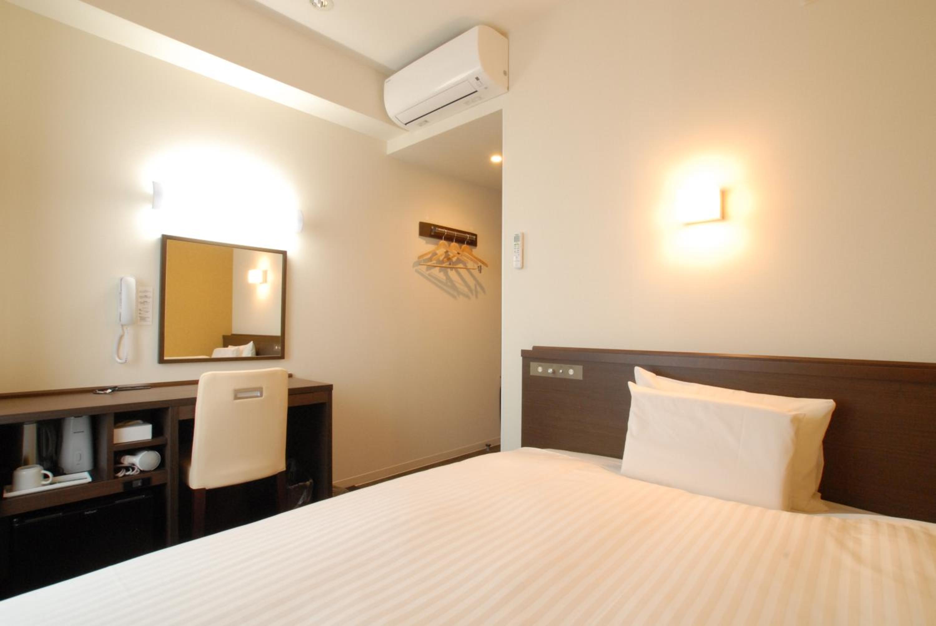 Double Room - Non-Smoking  - Photo 1