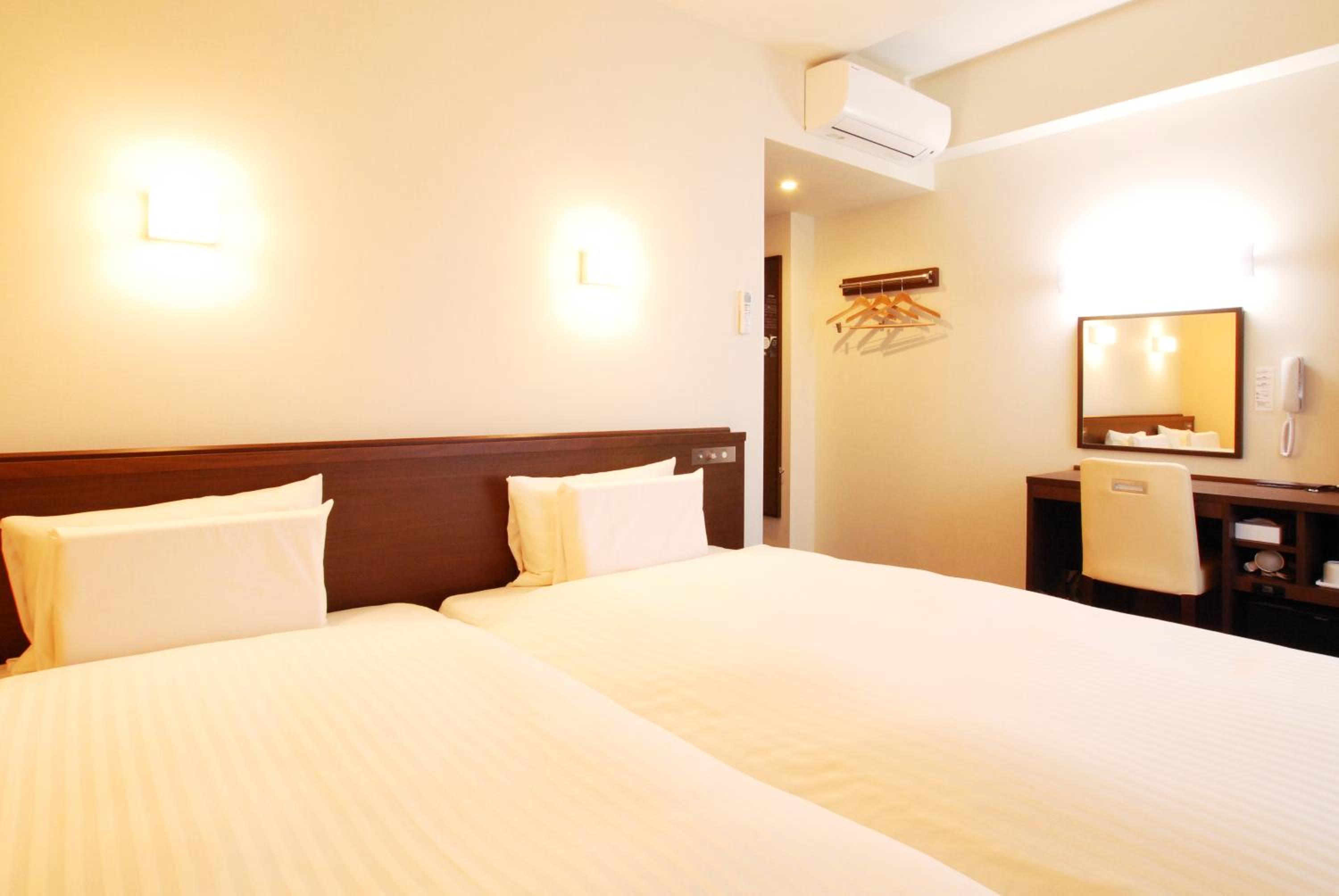 Twin Room - Smoking - Photo 1