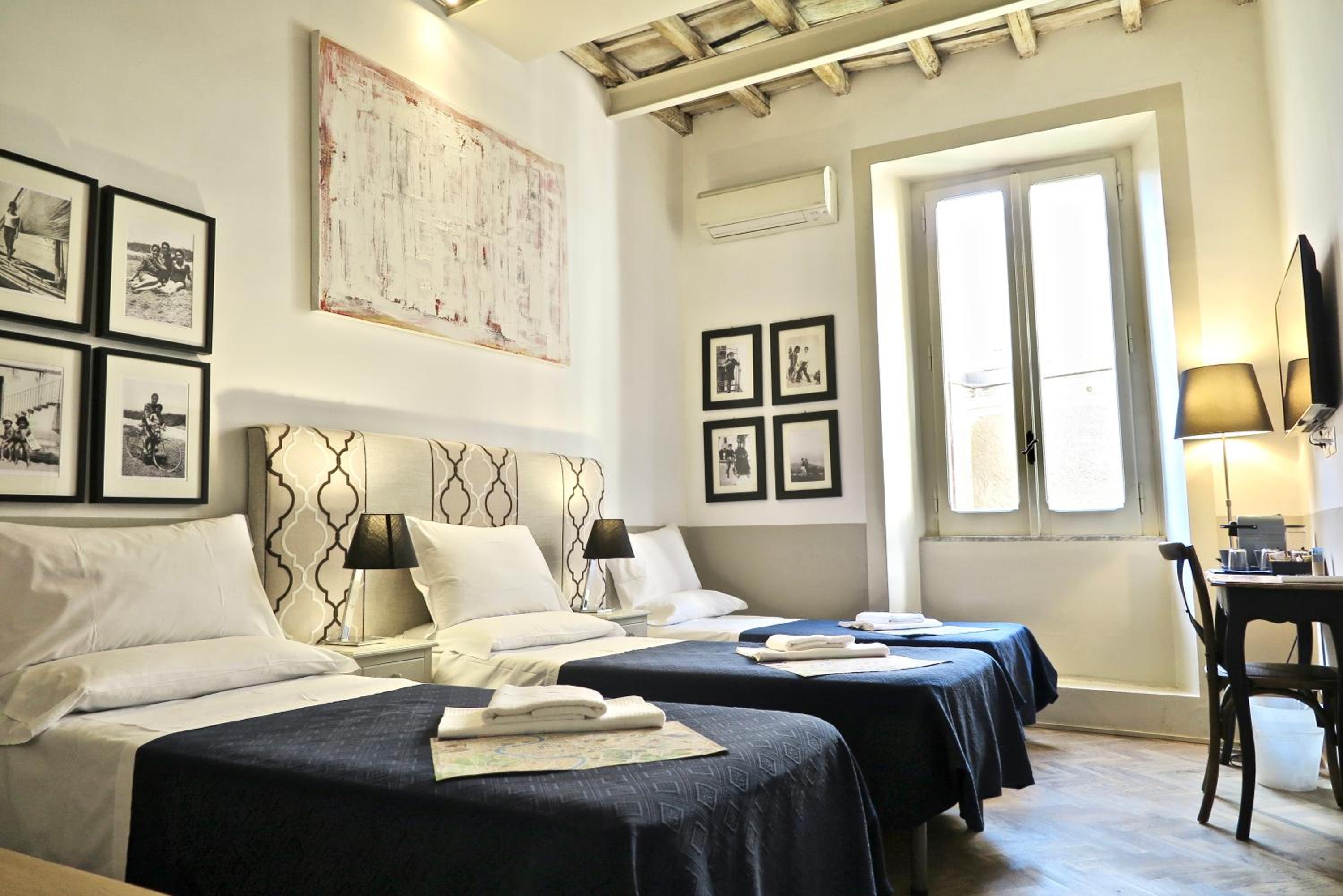 Triple Room photo 2