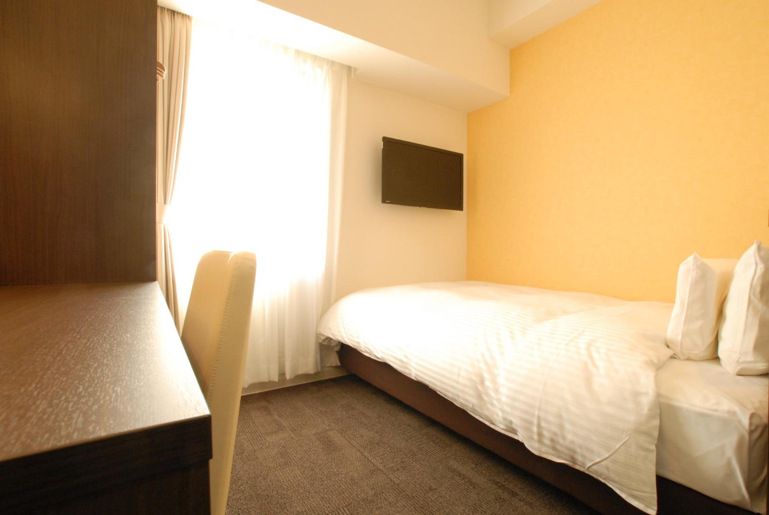 Economy Single Room - Smoking