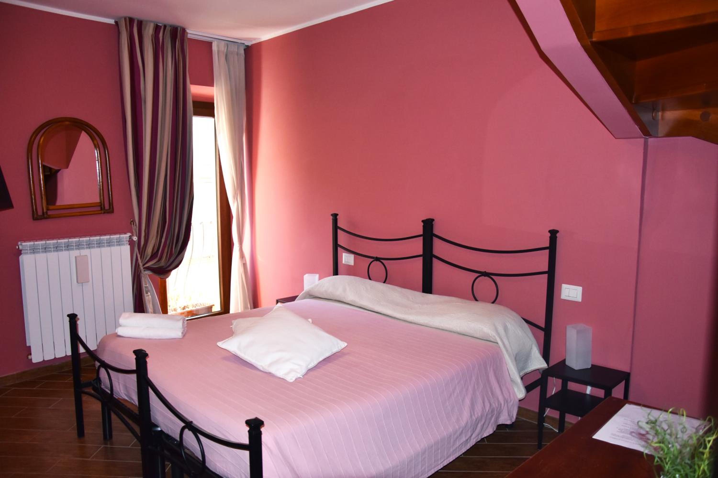 Deluxe Twin Room photo 2