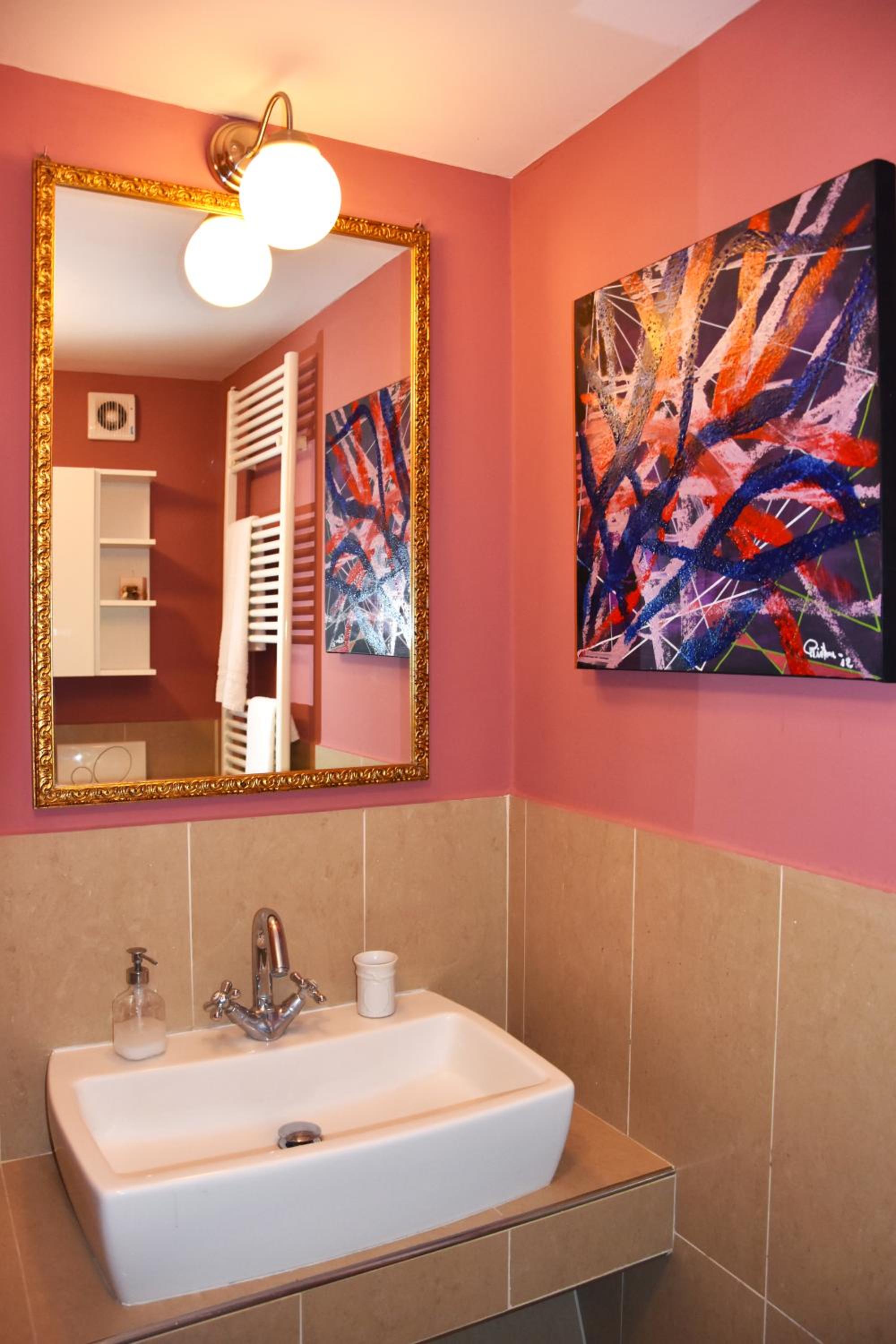 Deluxe Twin Room photo 3
