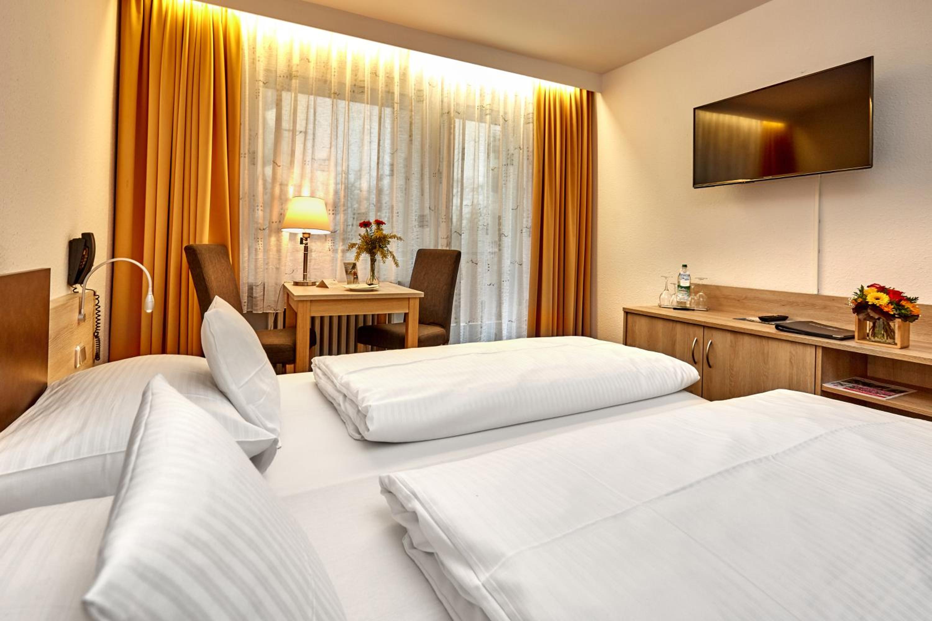 Classic Double Room - Photo 5