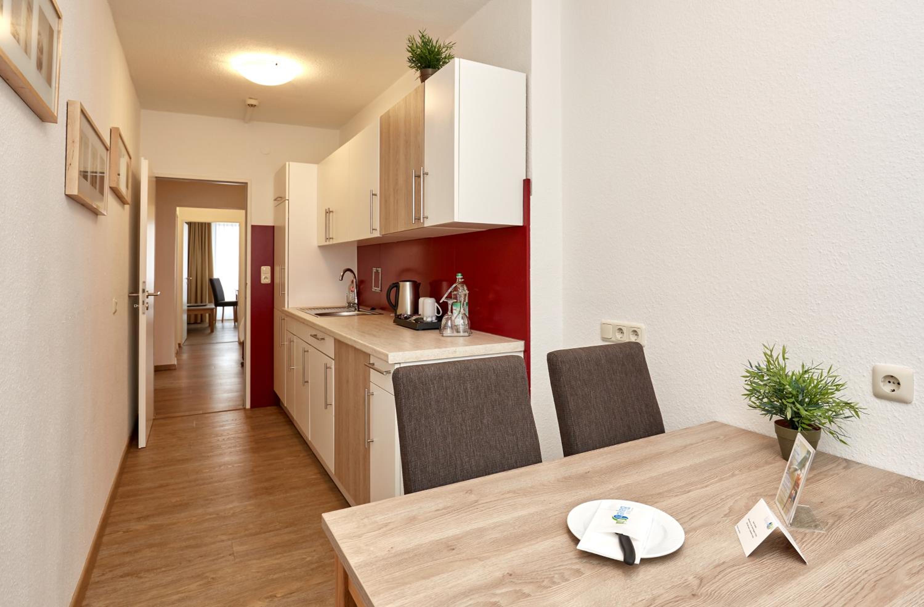 Two-Bedroom Suite - Photo 5