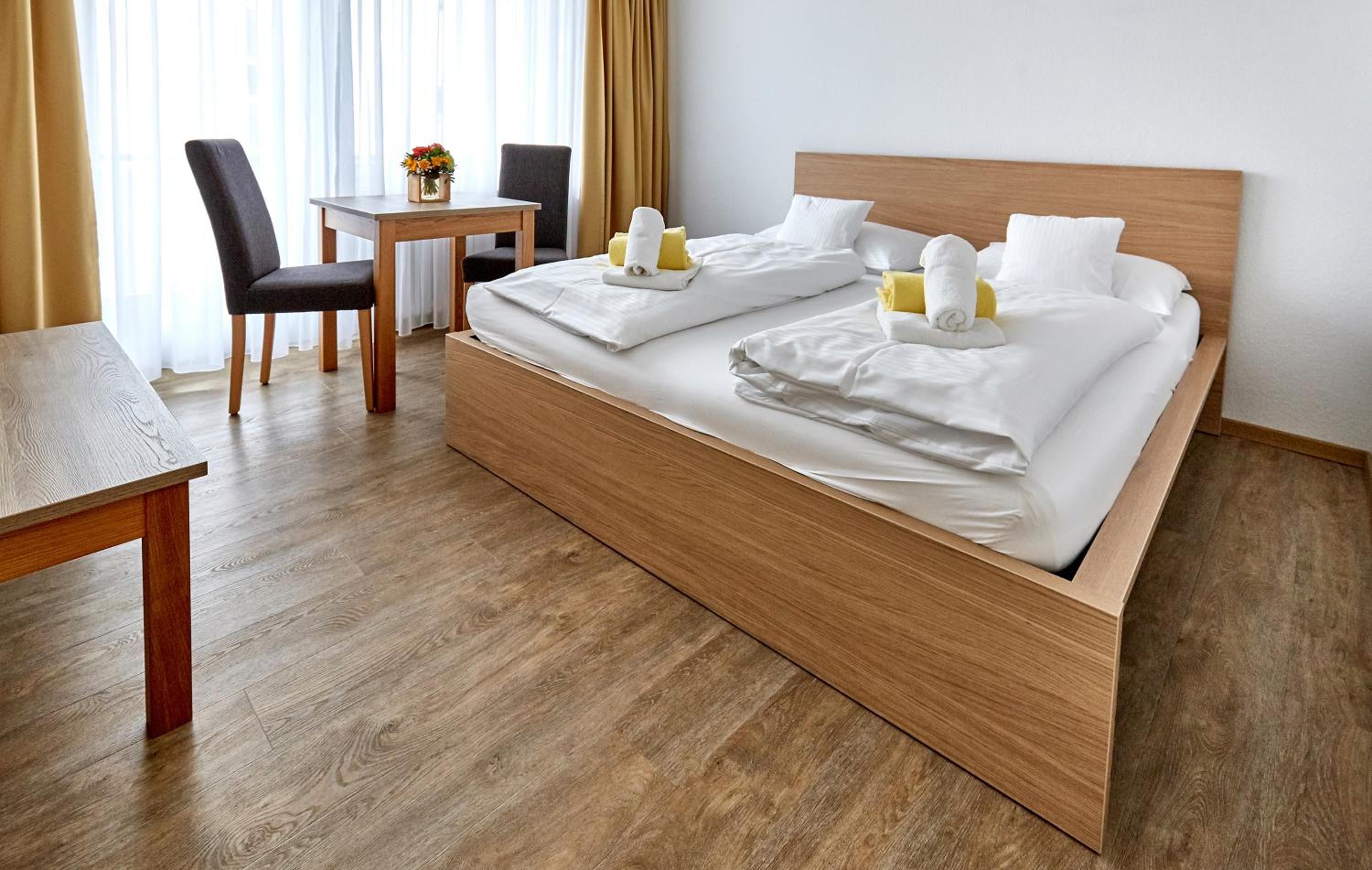 Two-Bedroom Suite - Photo 2