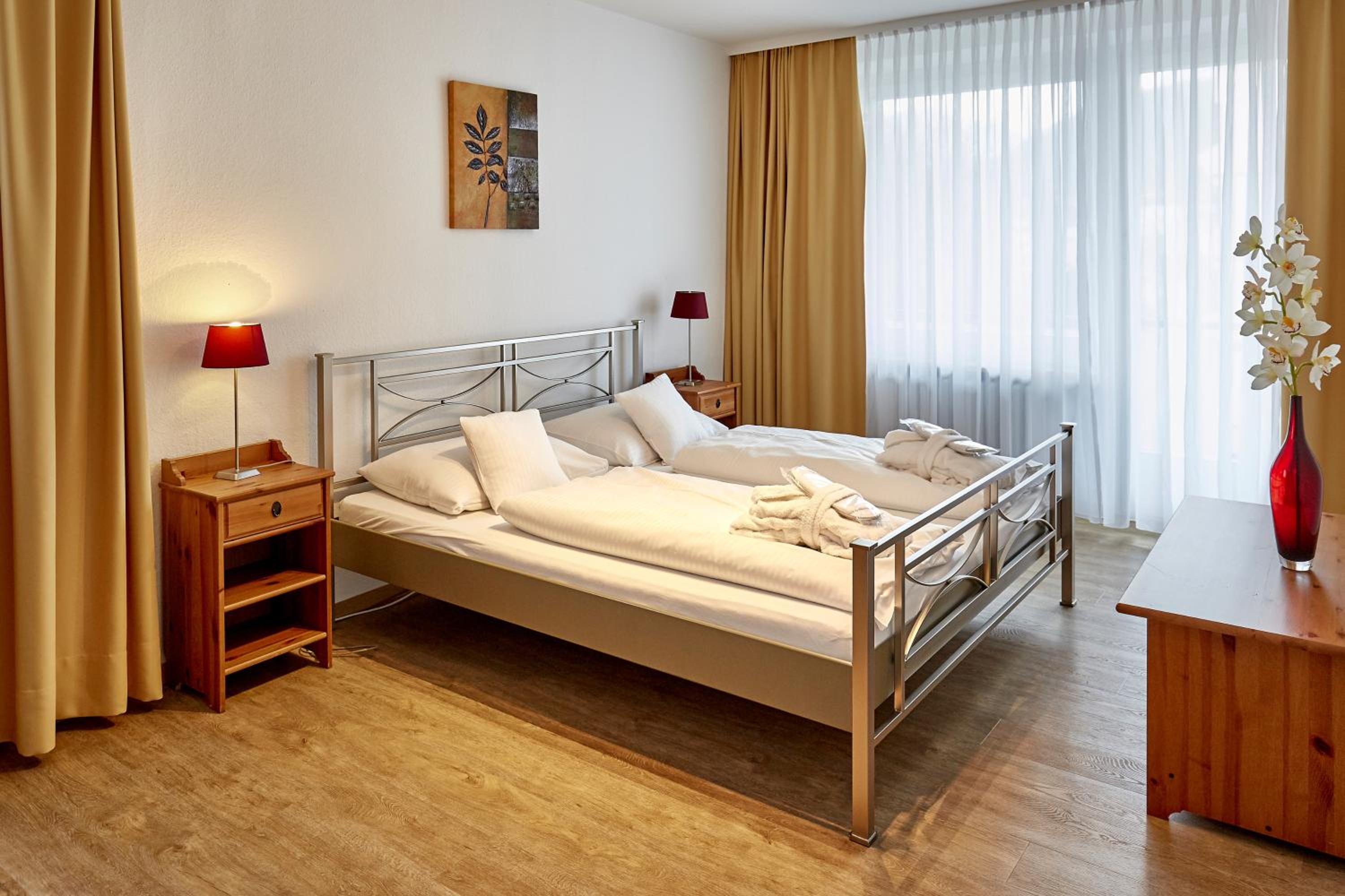 Two-Bedroom Suite - Photo 10