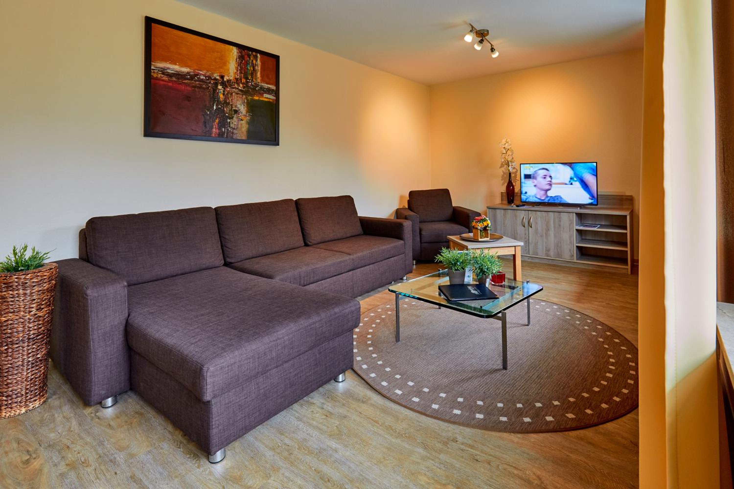 Two-Bedroom Suite - Photo 12