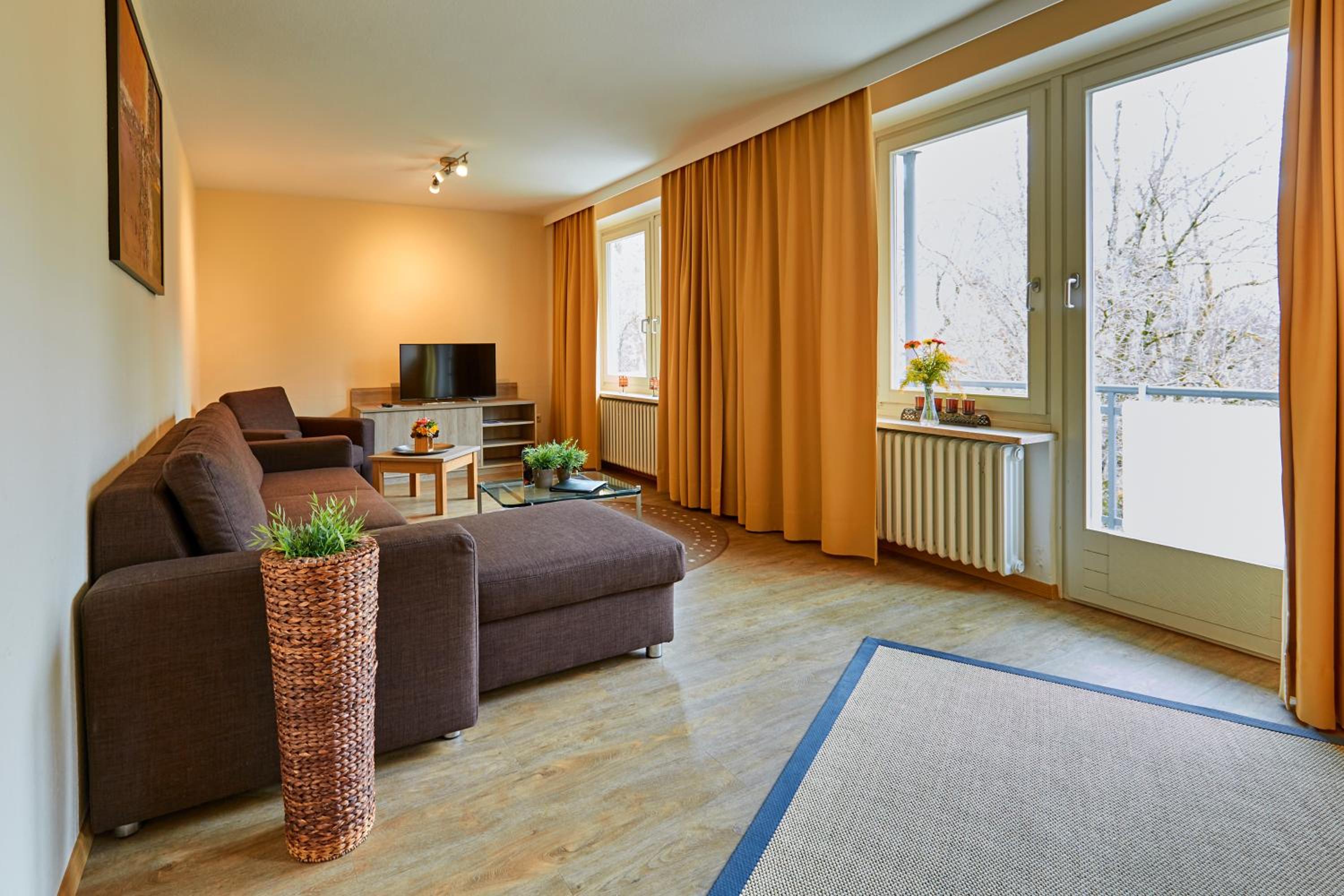 Two-Bedroom Suite - Photo 3
