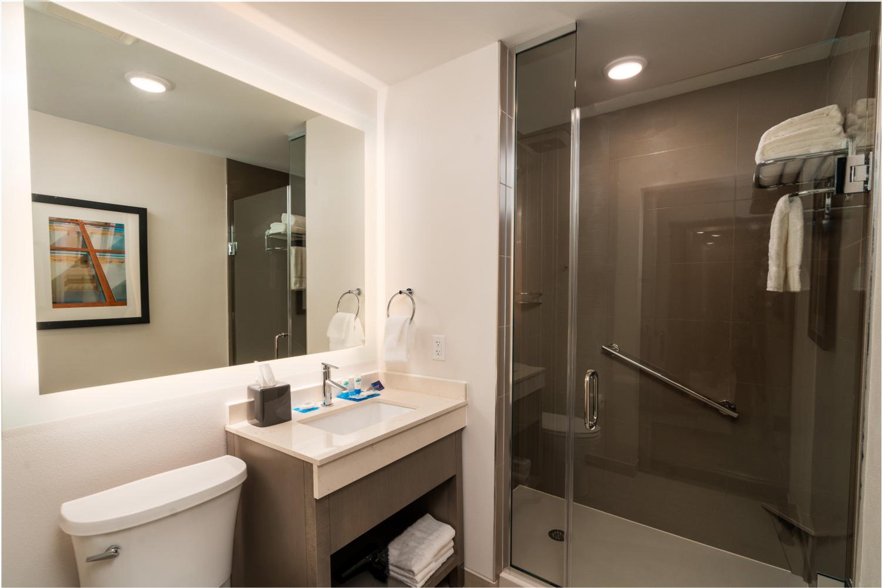 Studio Suite with Two Queen Beds, Sofa Bed and Kitchen - Photo 3