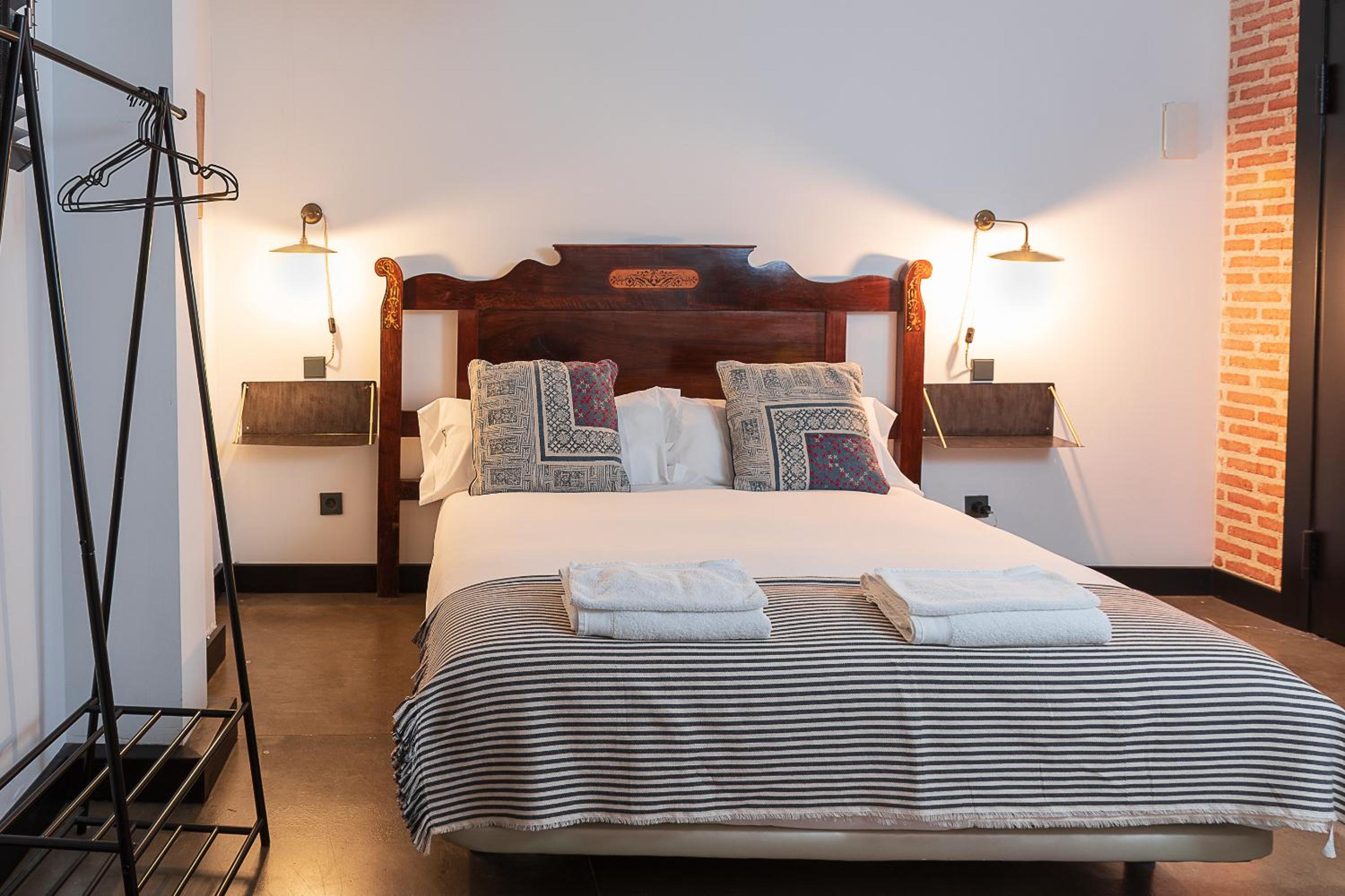 Double Room with Private Bathroom photo 2