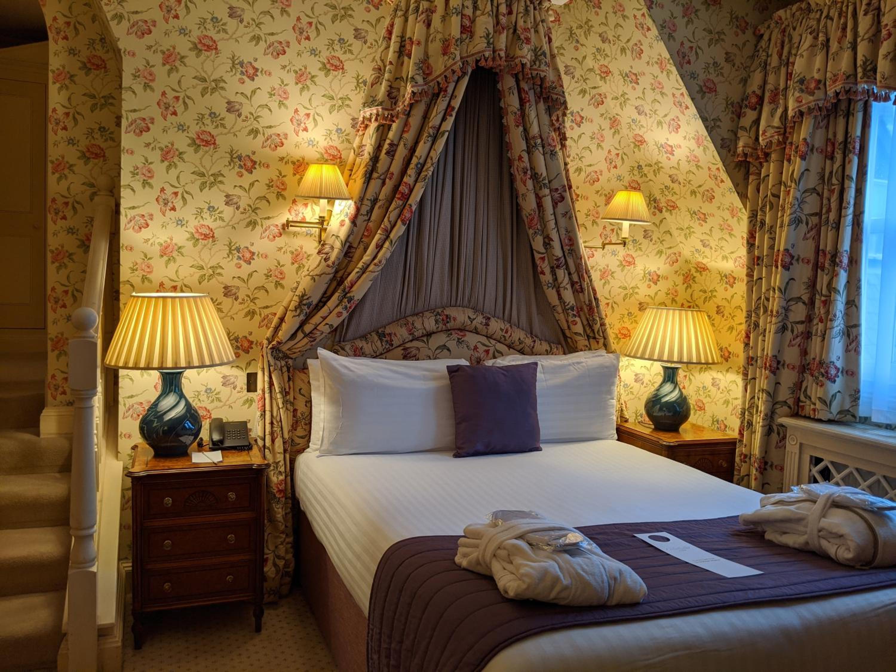 Featured Executive Room - Photo 6