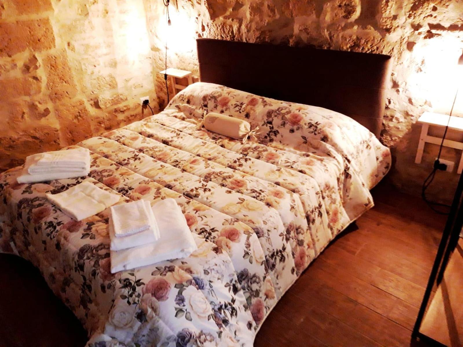 Deluxe Room - Photo 1