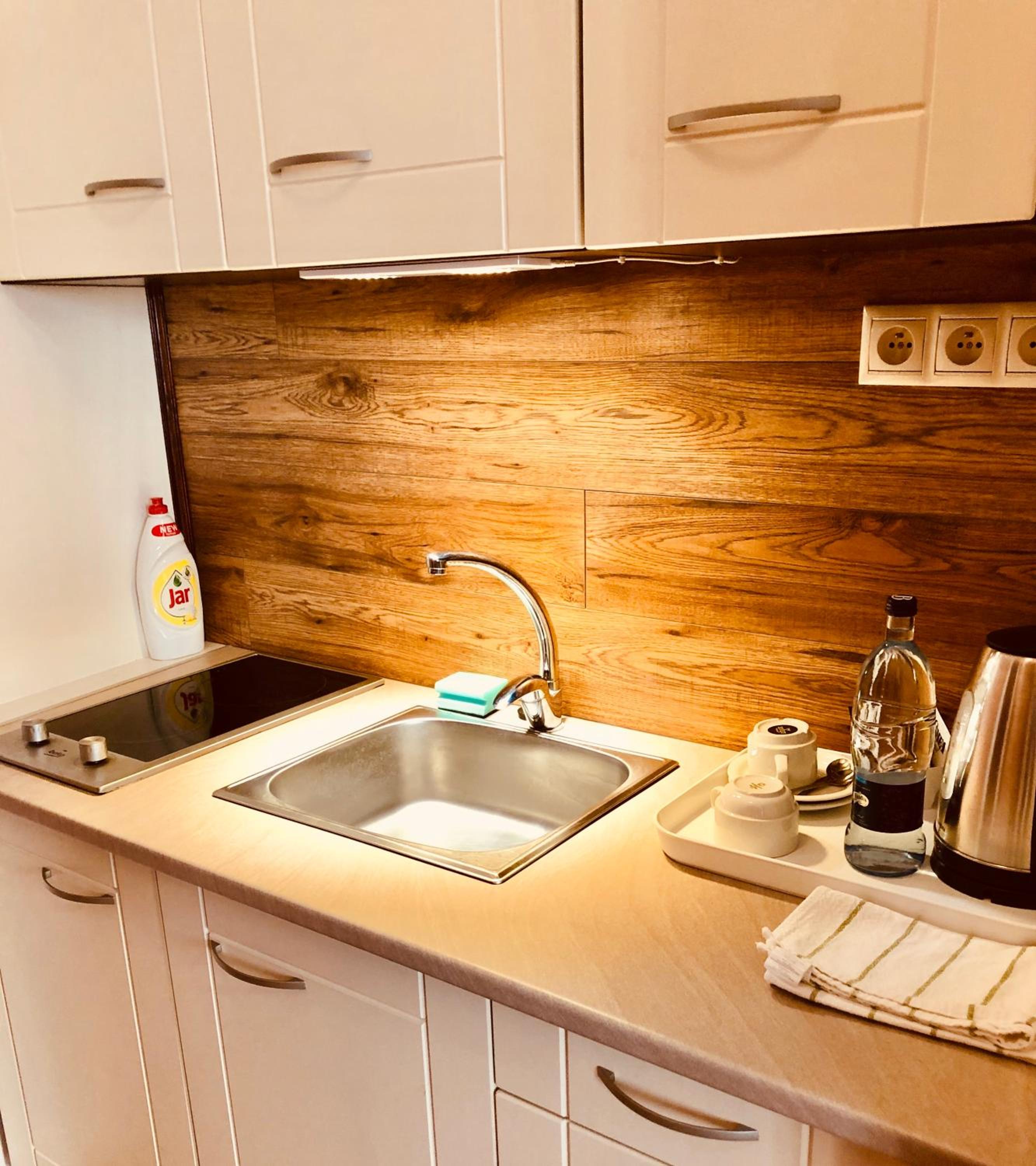 Studio Apartment - Photo 10