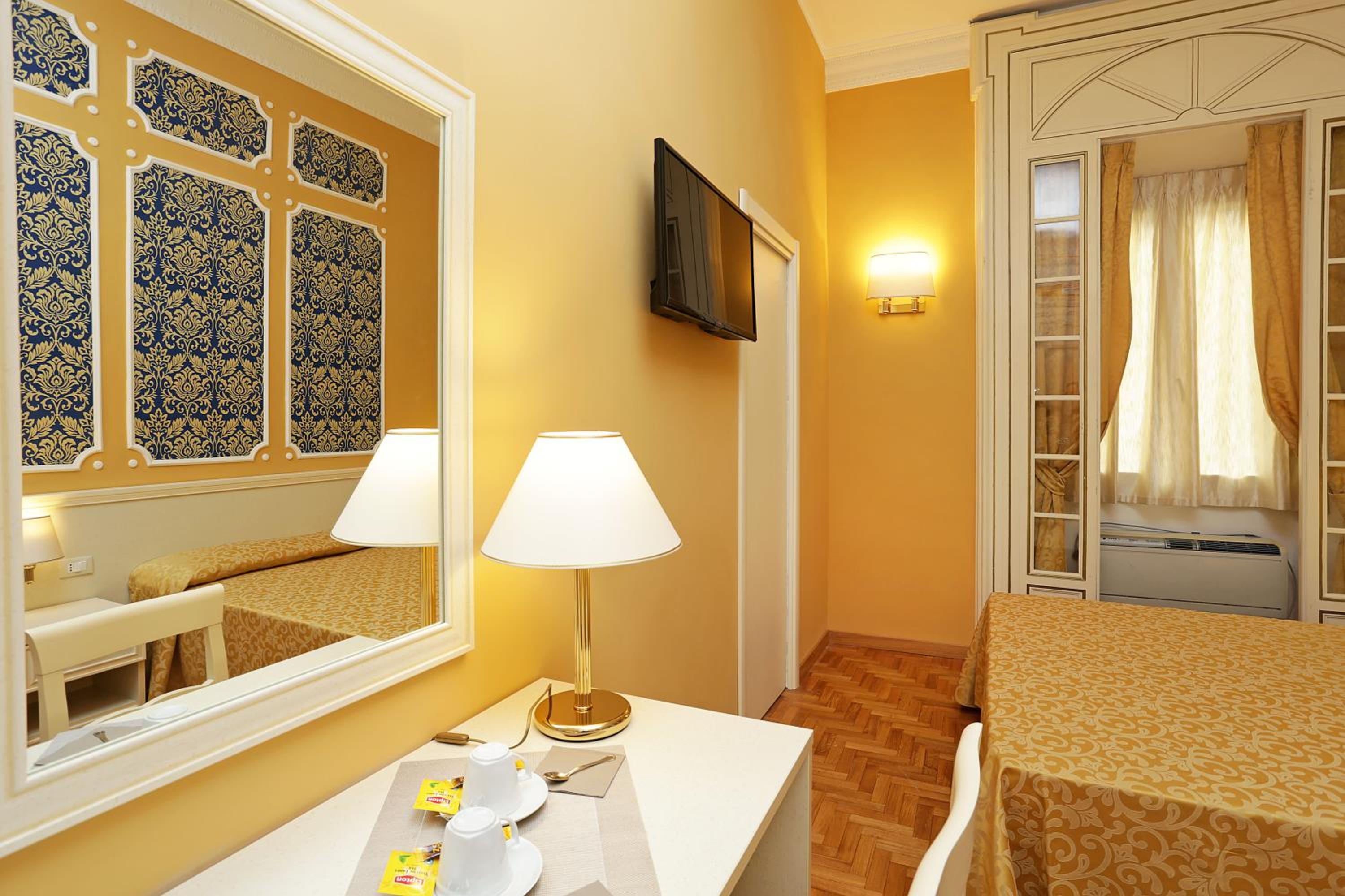 Double Room photo 3