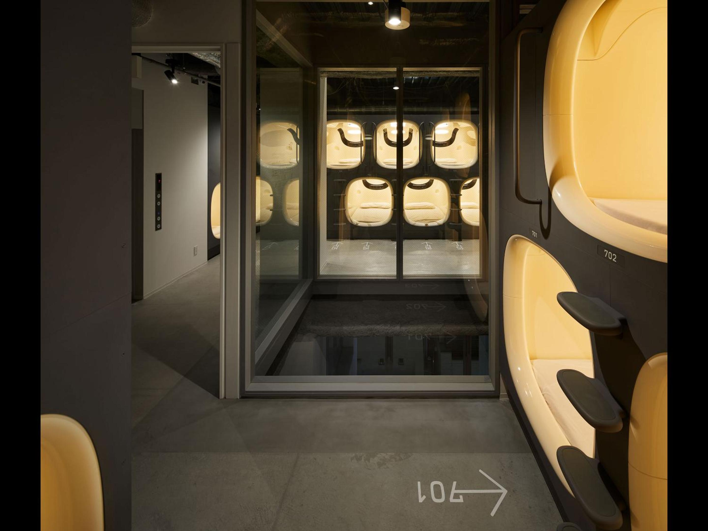 Special Offer - 2 Capsule Rooms for Female - Non-Smoking photo 1