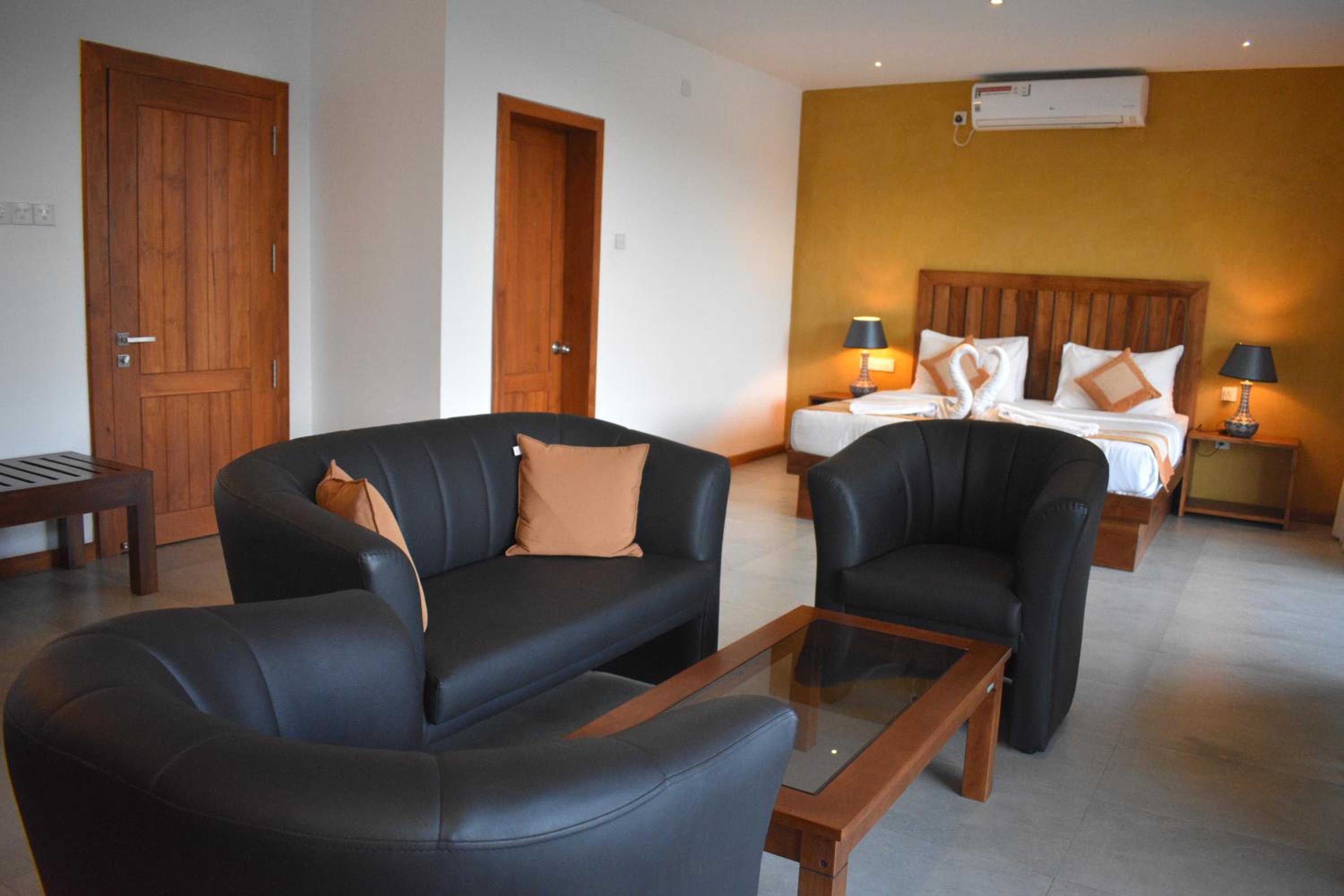 Suite with Lake View photo 1