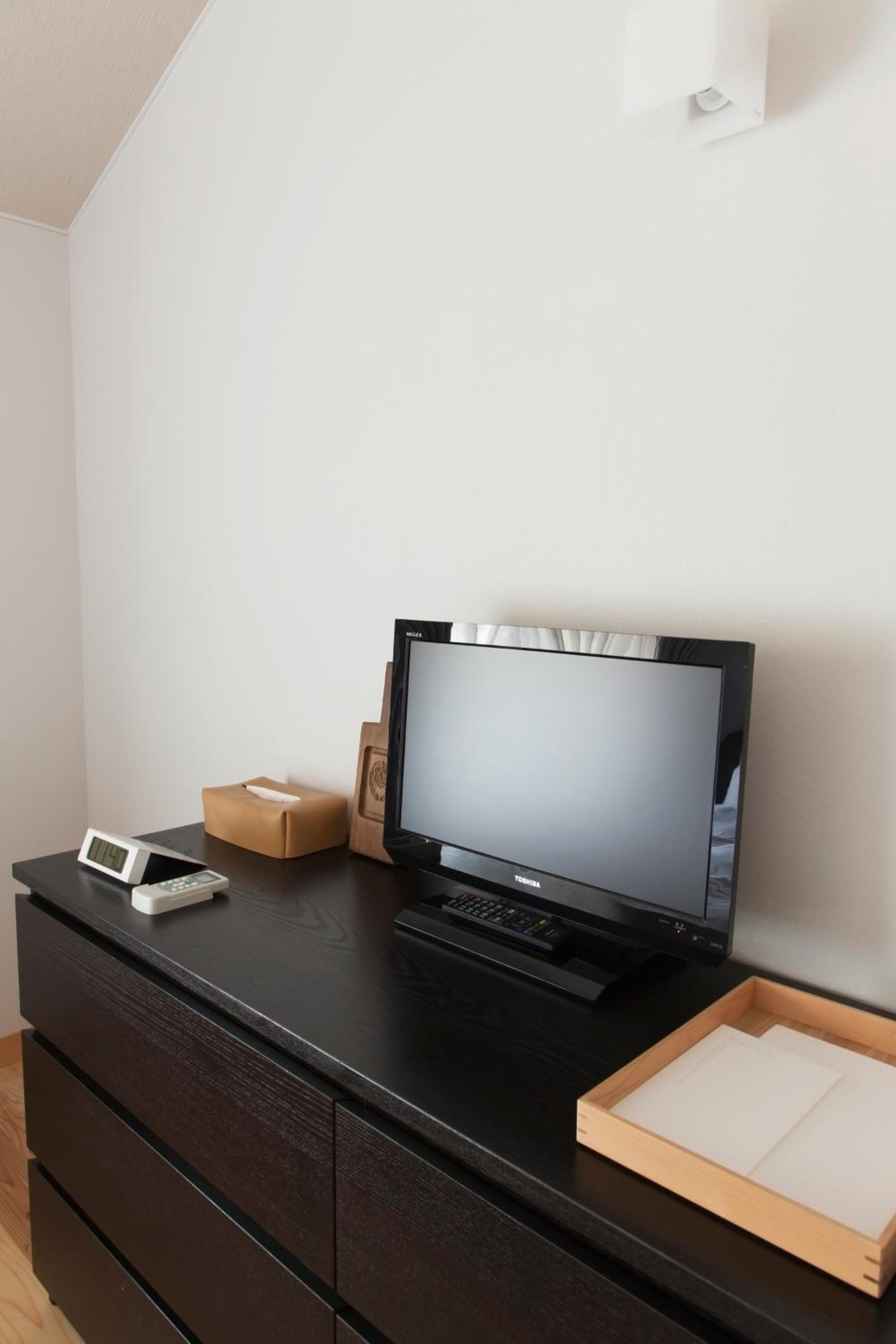 Twin Room with Garden View - Photo 3