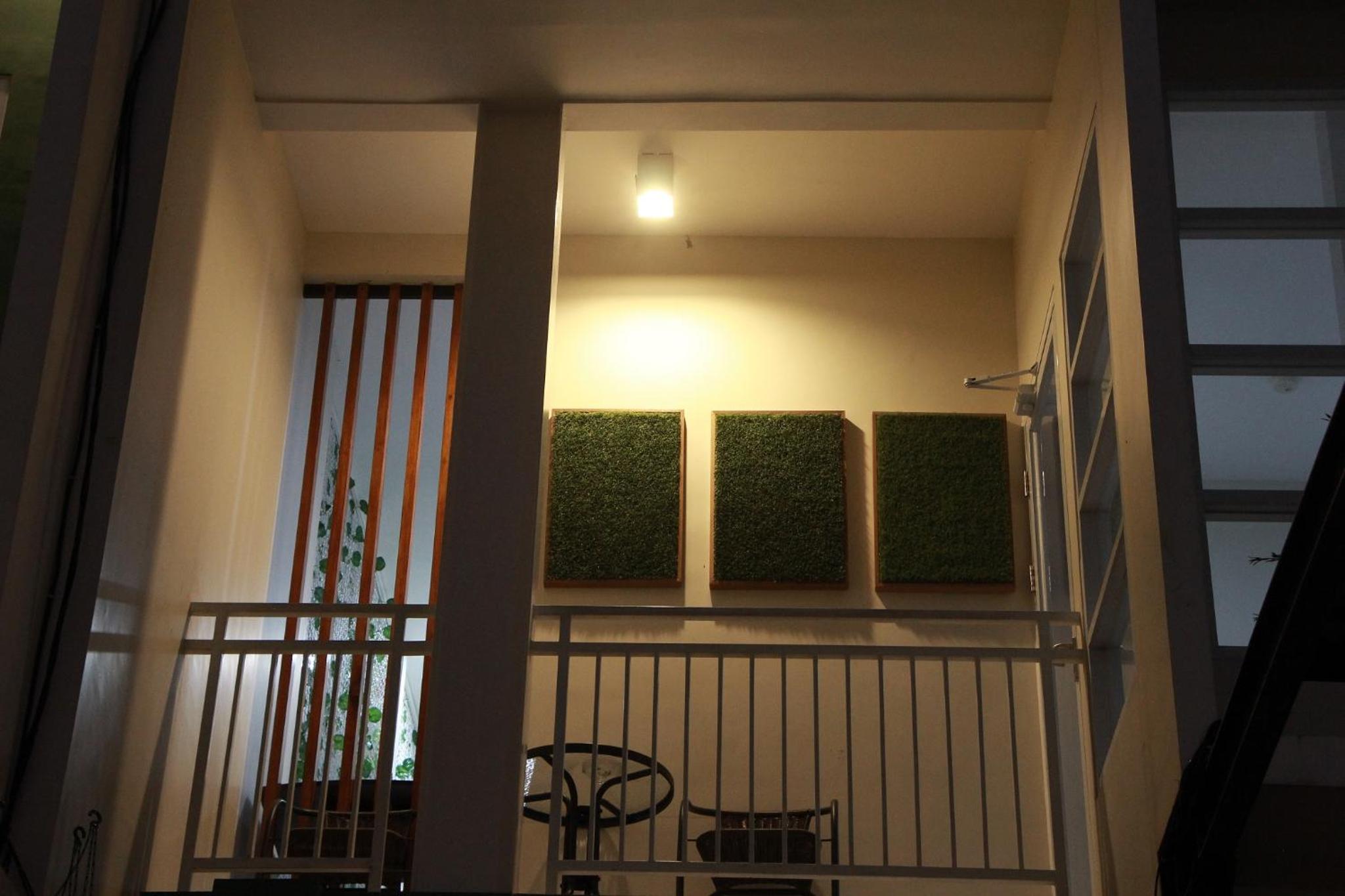 6-Bed Male Dormitory Room photo 3