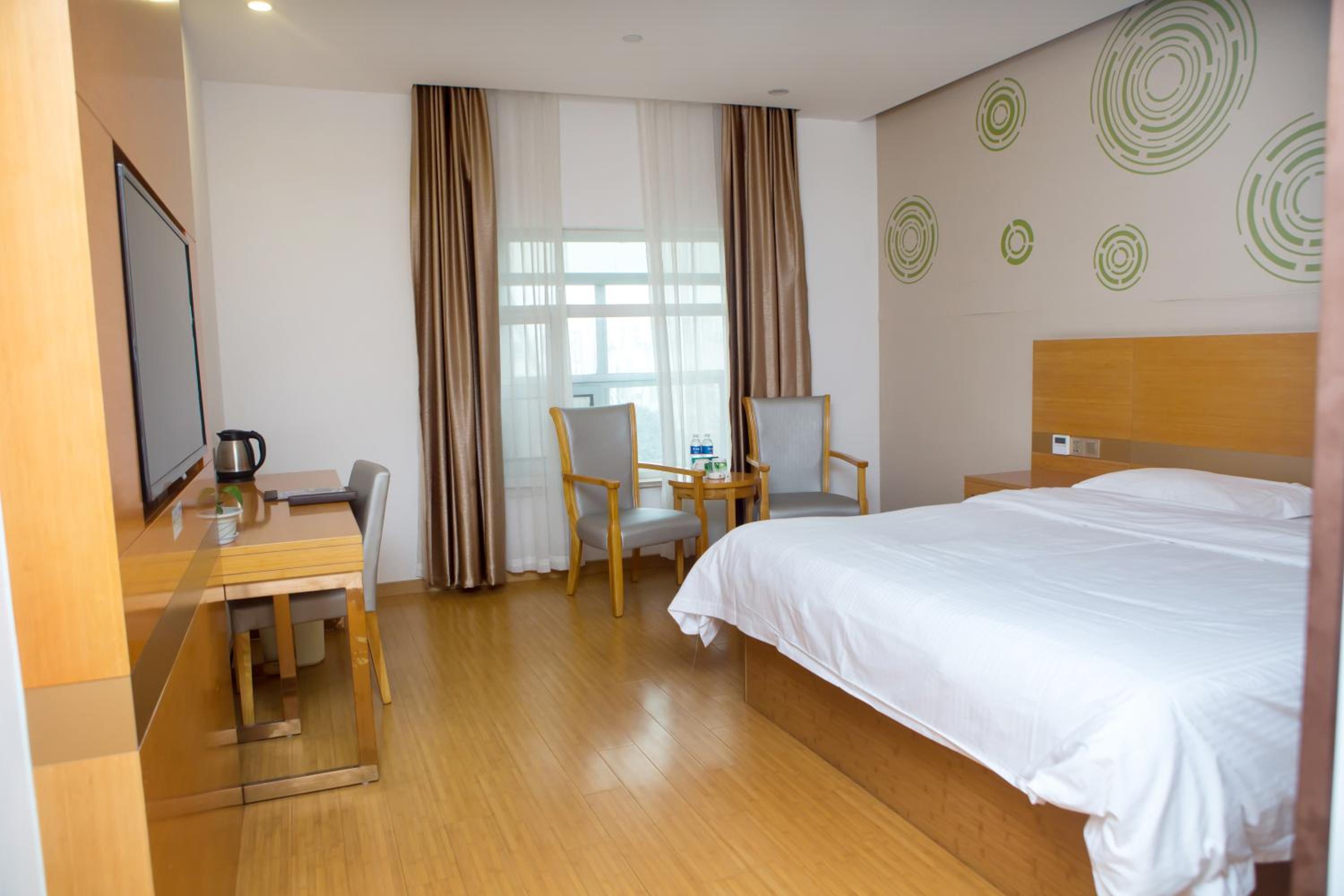 Superior Queen Room photo 1