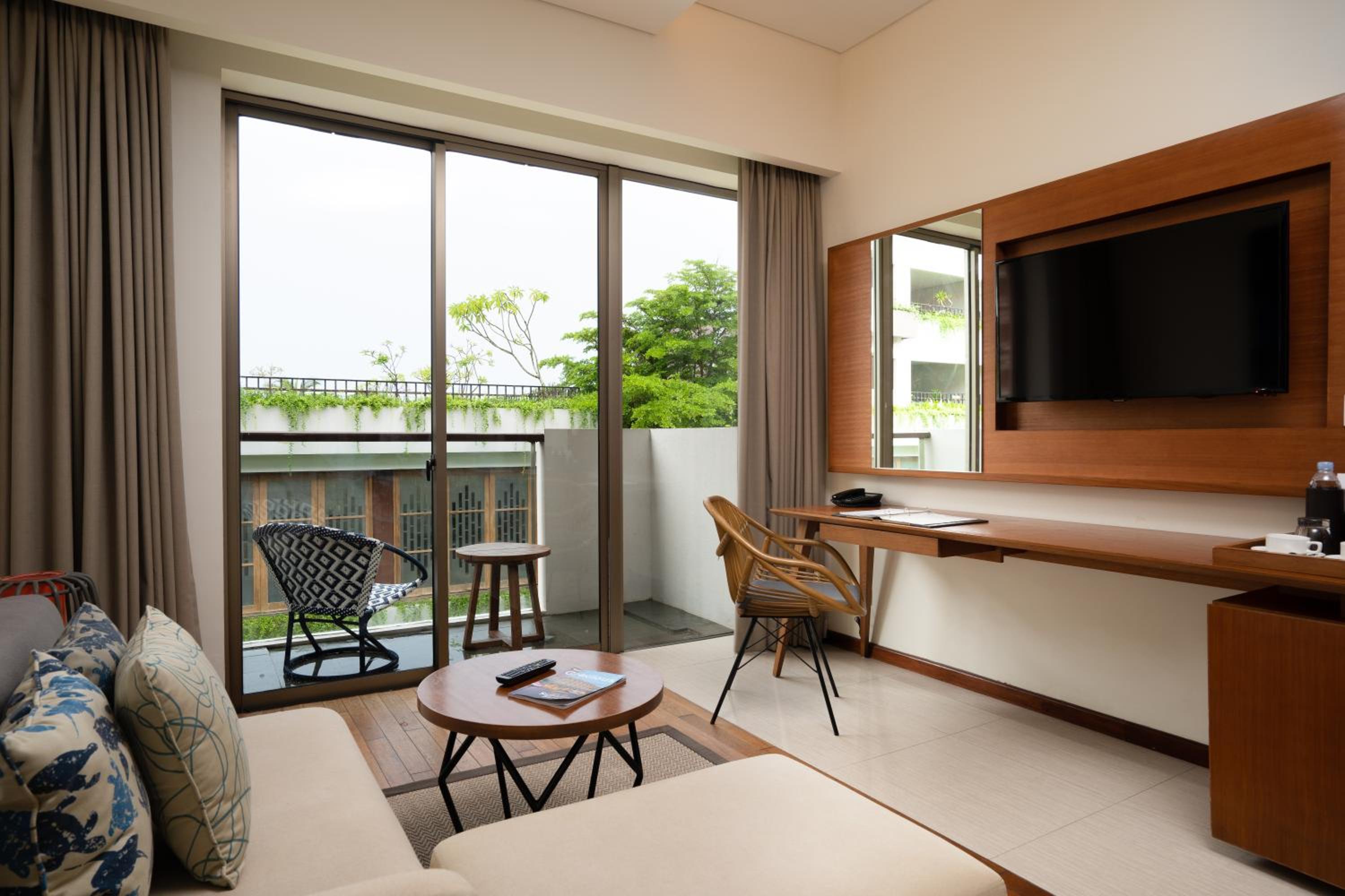 Deluxe Twin or Double Room