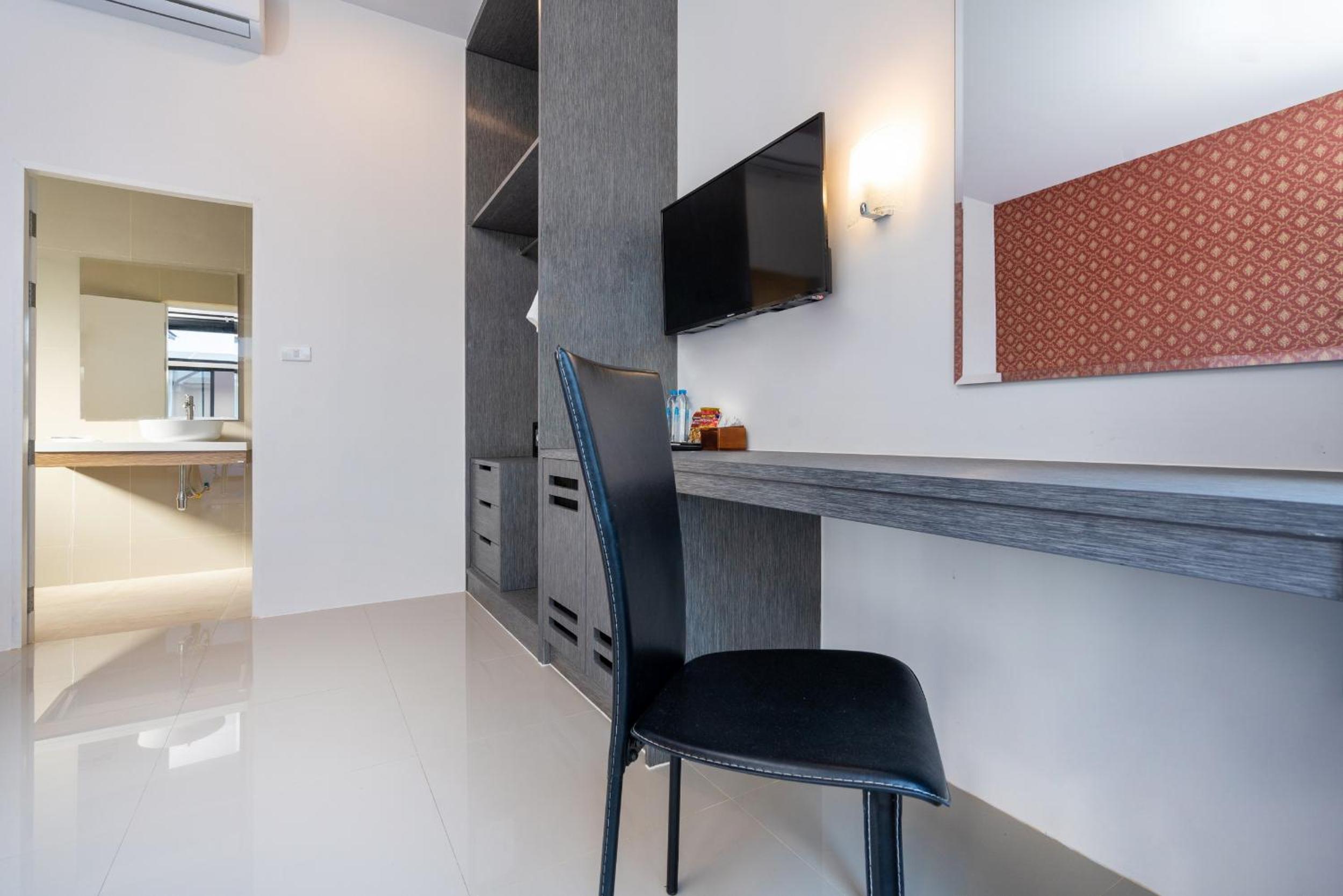 4 Bedrooms Pool Villa - Photo 9