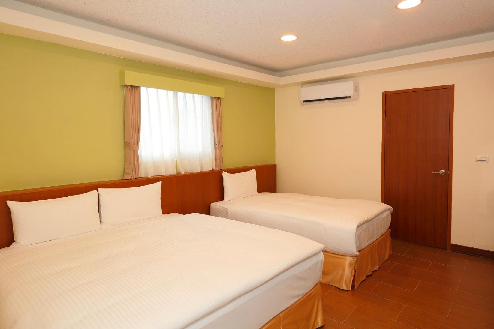 Deluxe Triple Room photo 3
