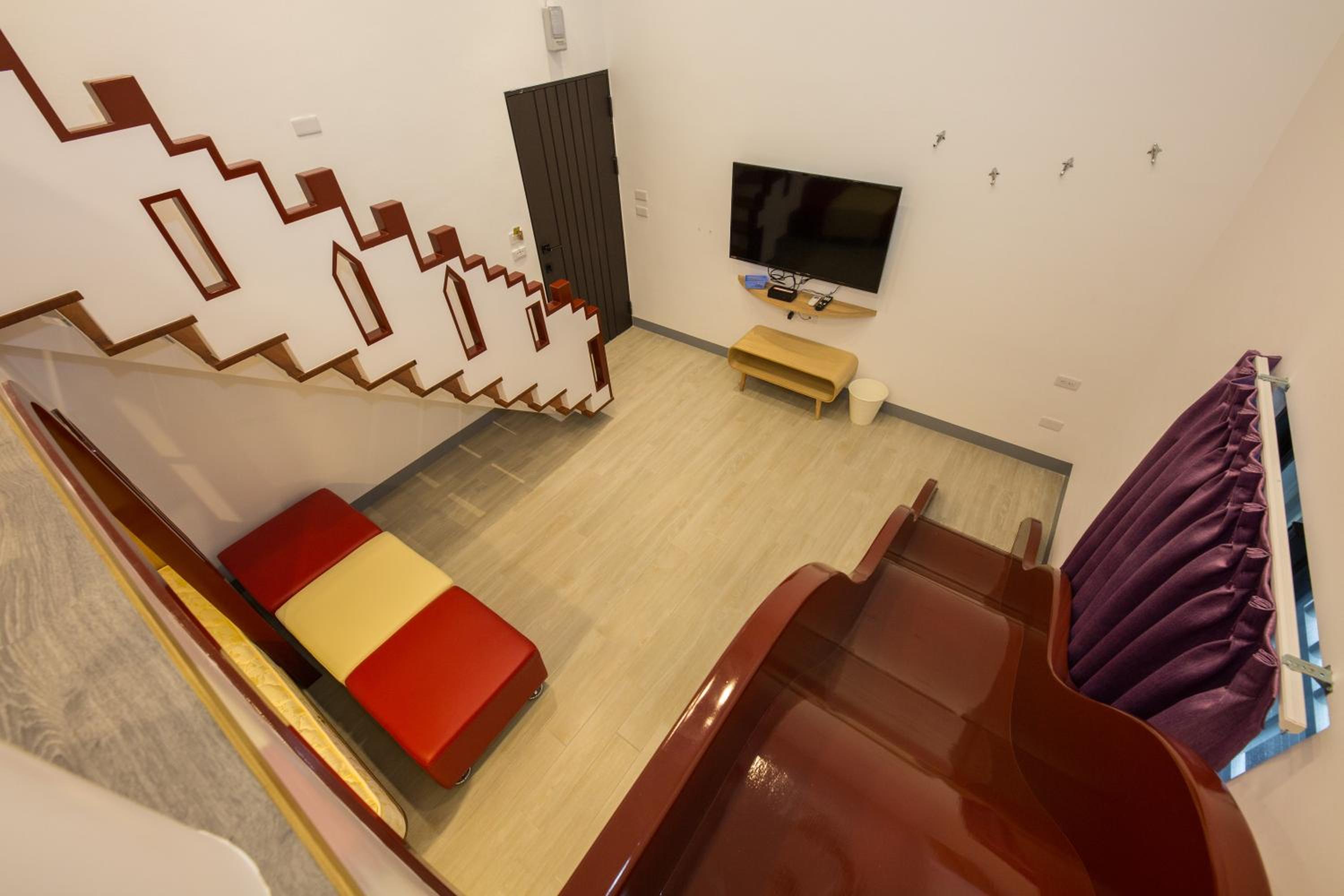 Family Room with Private Bathroom photo 1