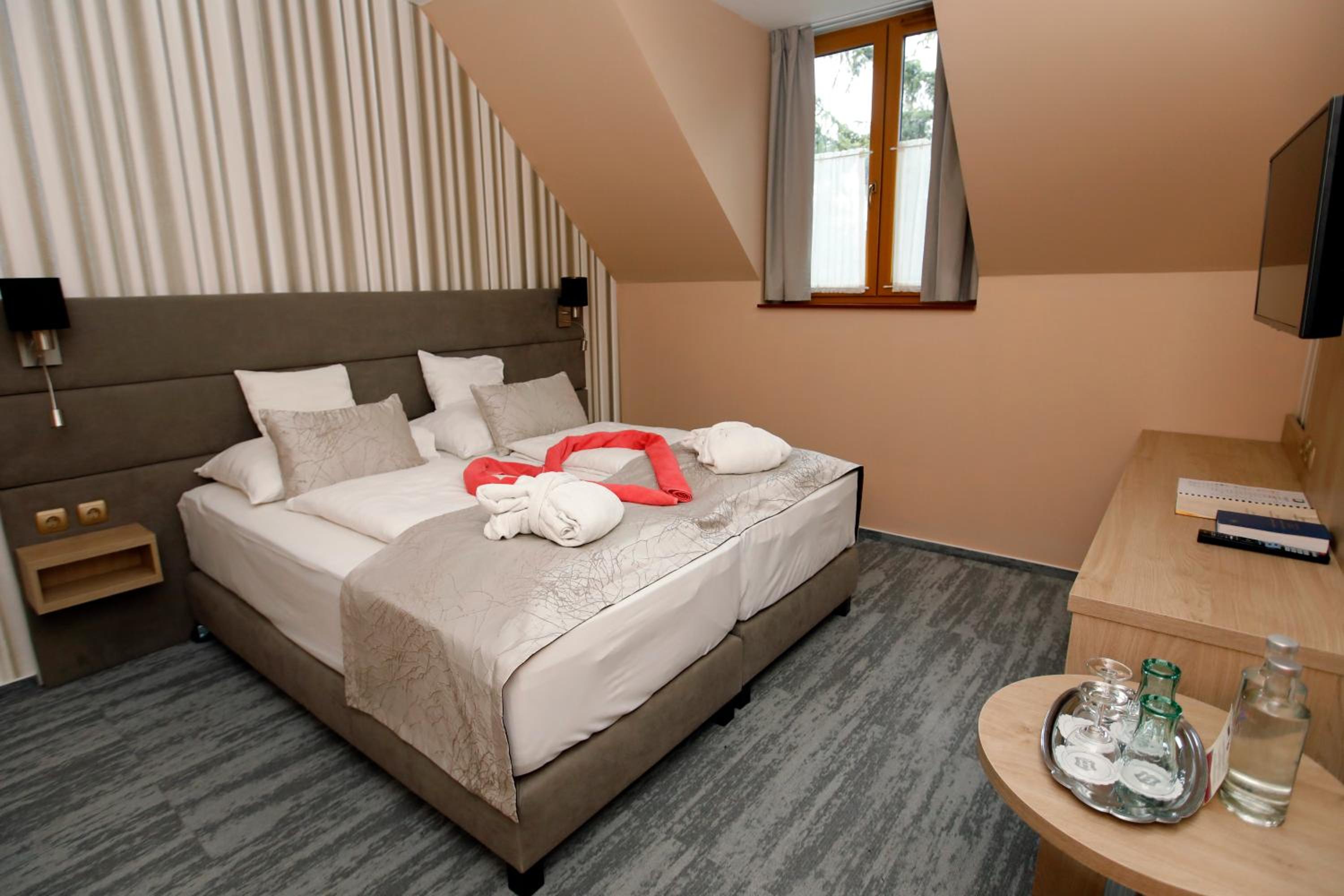 Standard Double Room photo 3