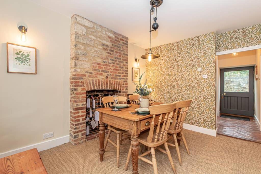 Two-Bedroom House - Photo 14