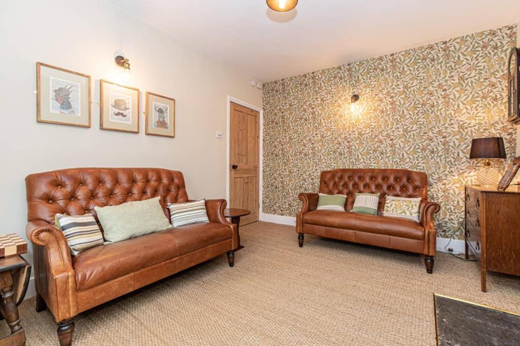 Two-Bedroom House - Photo 23