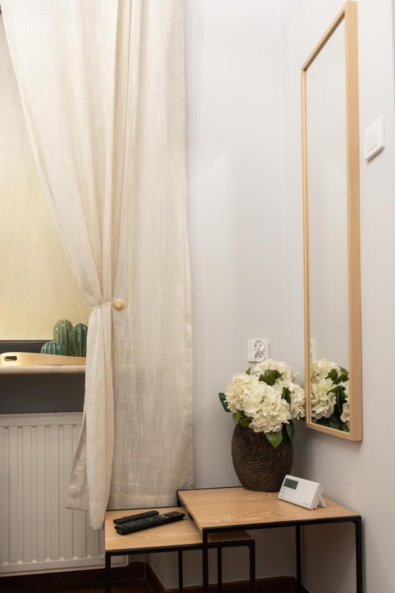 Apartment - Photo 3