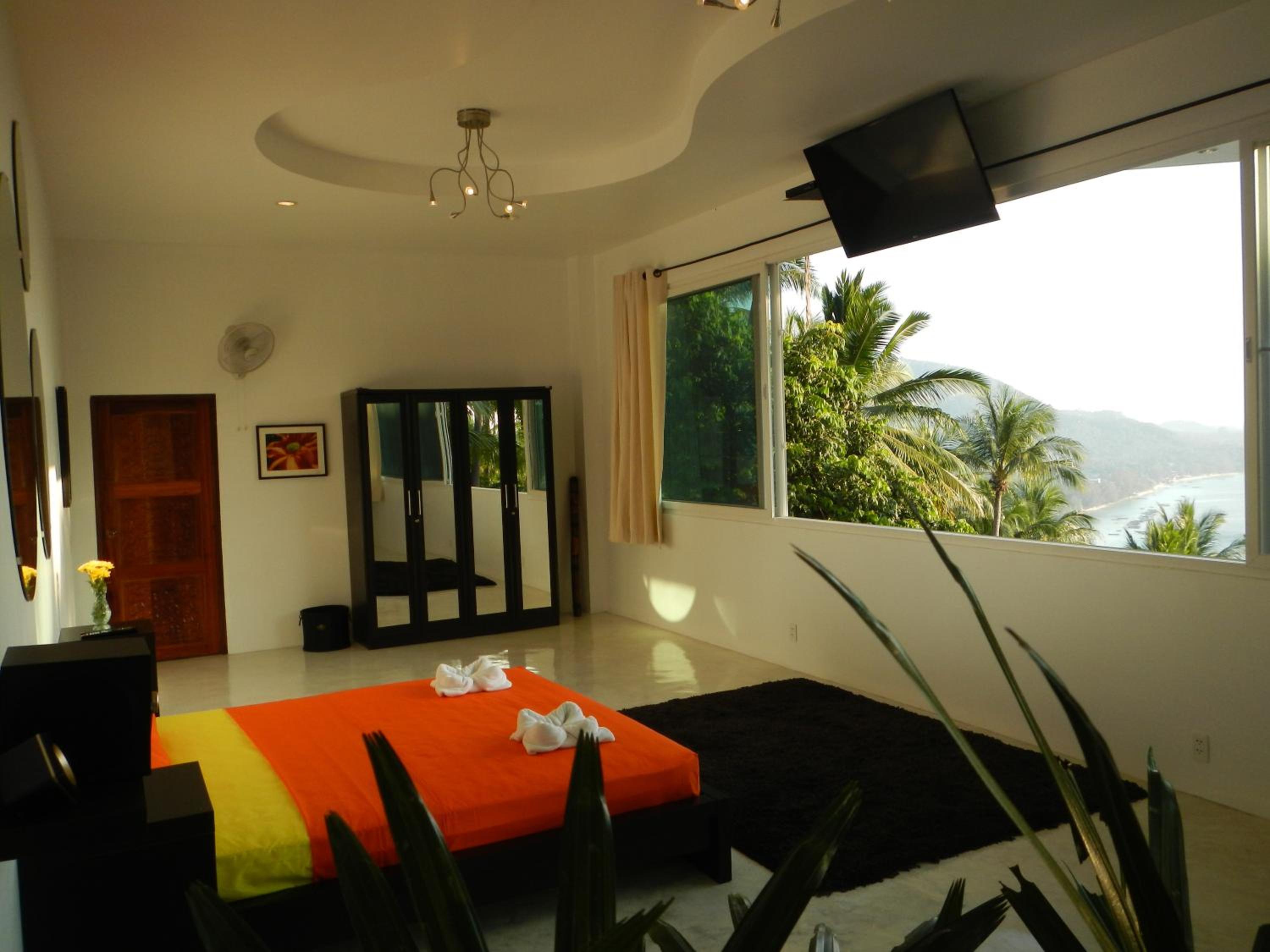 Five-Bedroom Villa with Private Pool