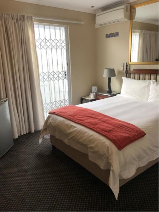 Standard Double Room photo 2
