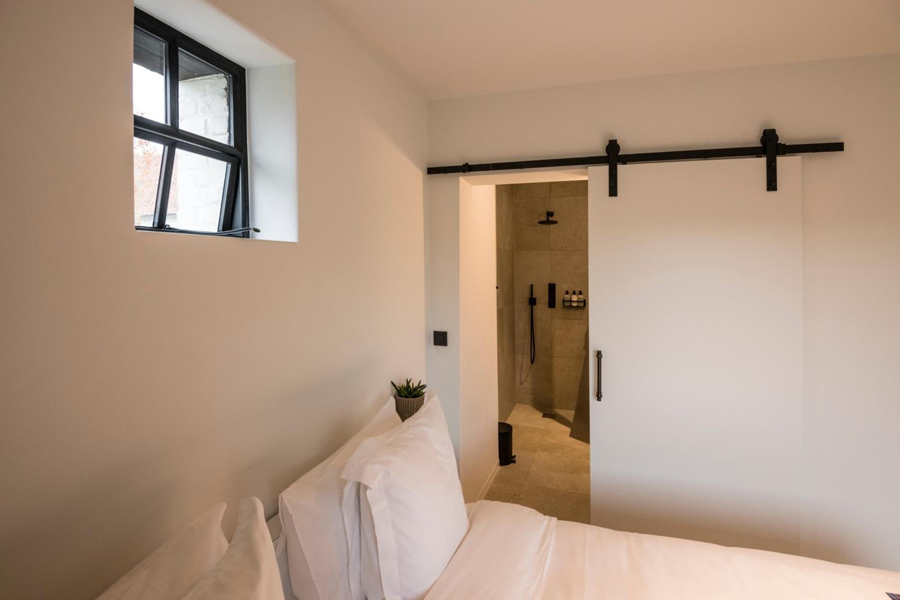 Double or Twin Room - Photo 27