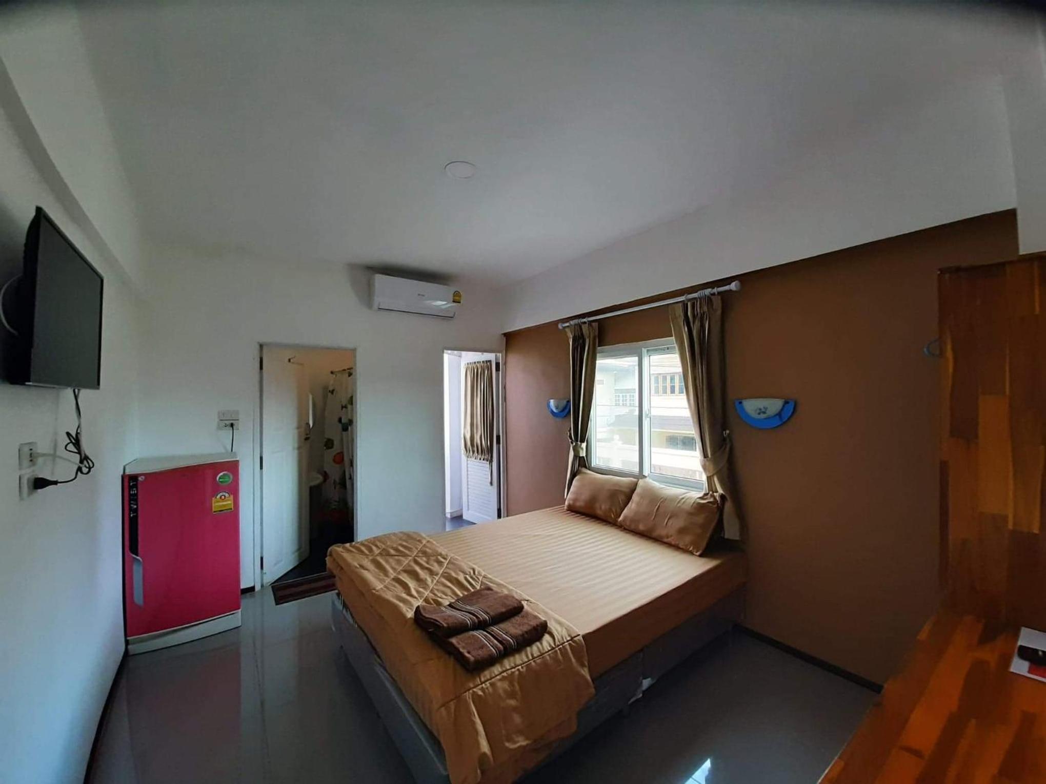 Apartment - Photo 24