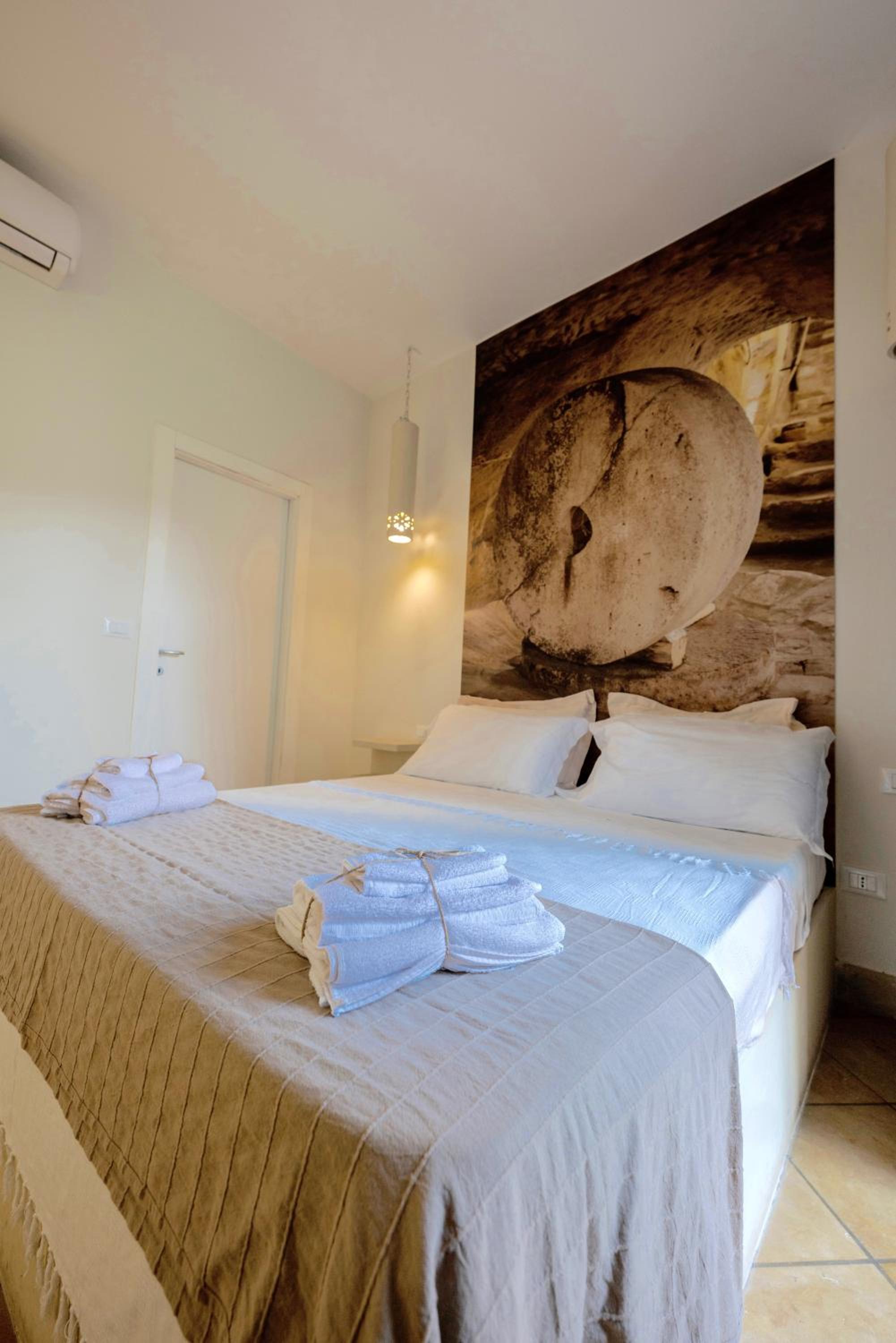 Double Room - Photo 13
