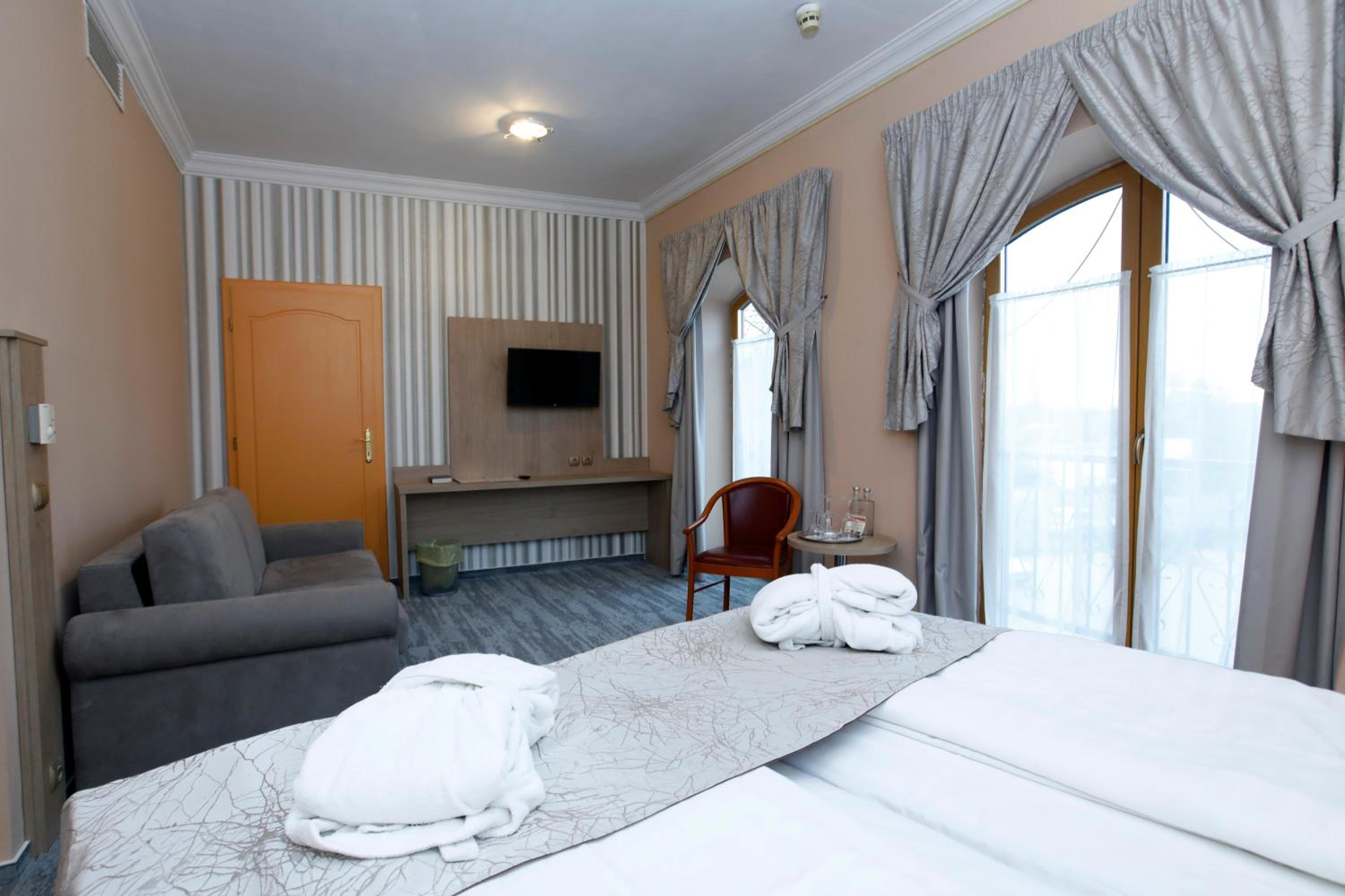 Family Suite photo 3