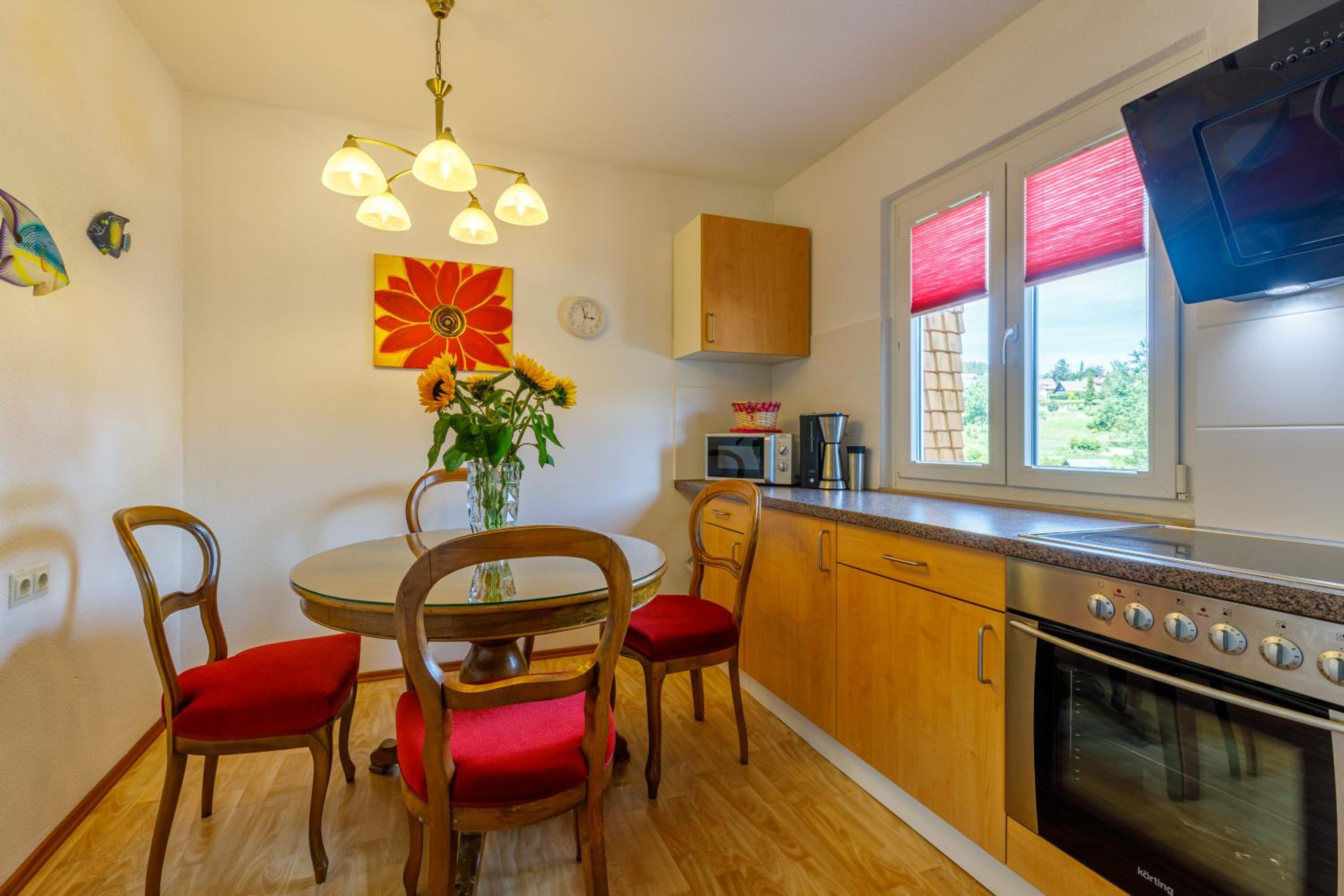 One-Bedroom Apartment - Photo 7