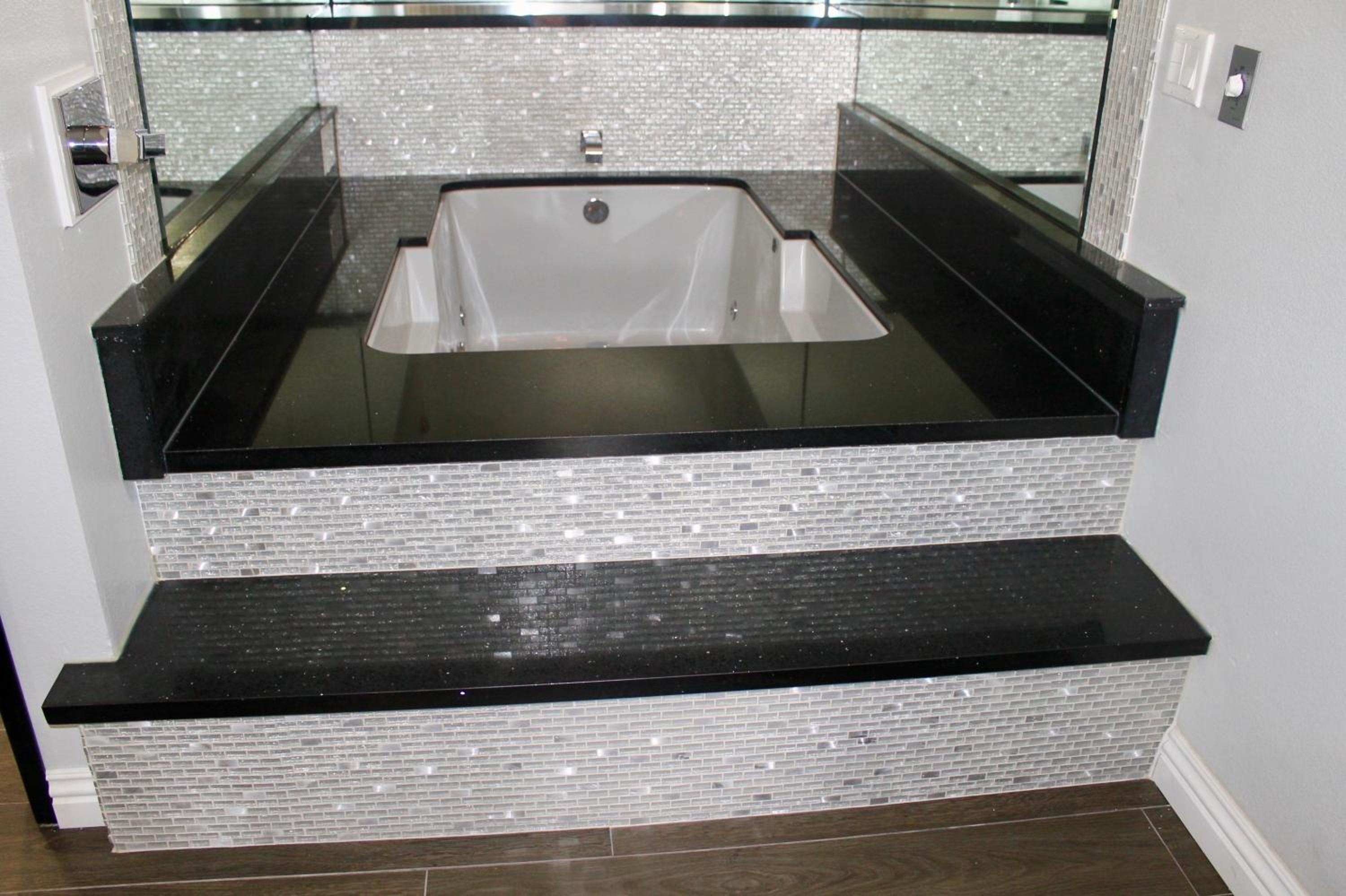 King Room with Spa Bath photo 3