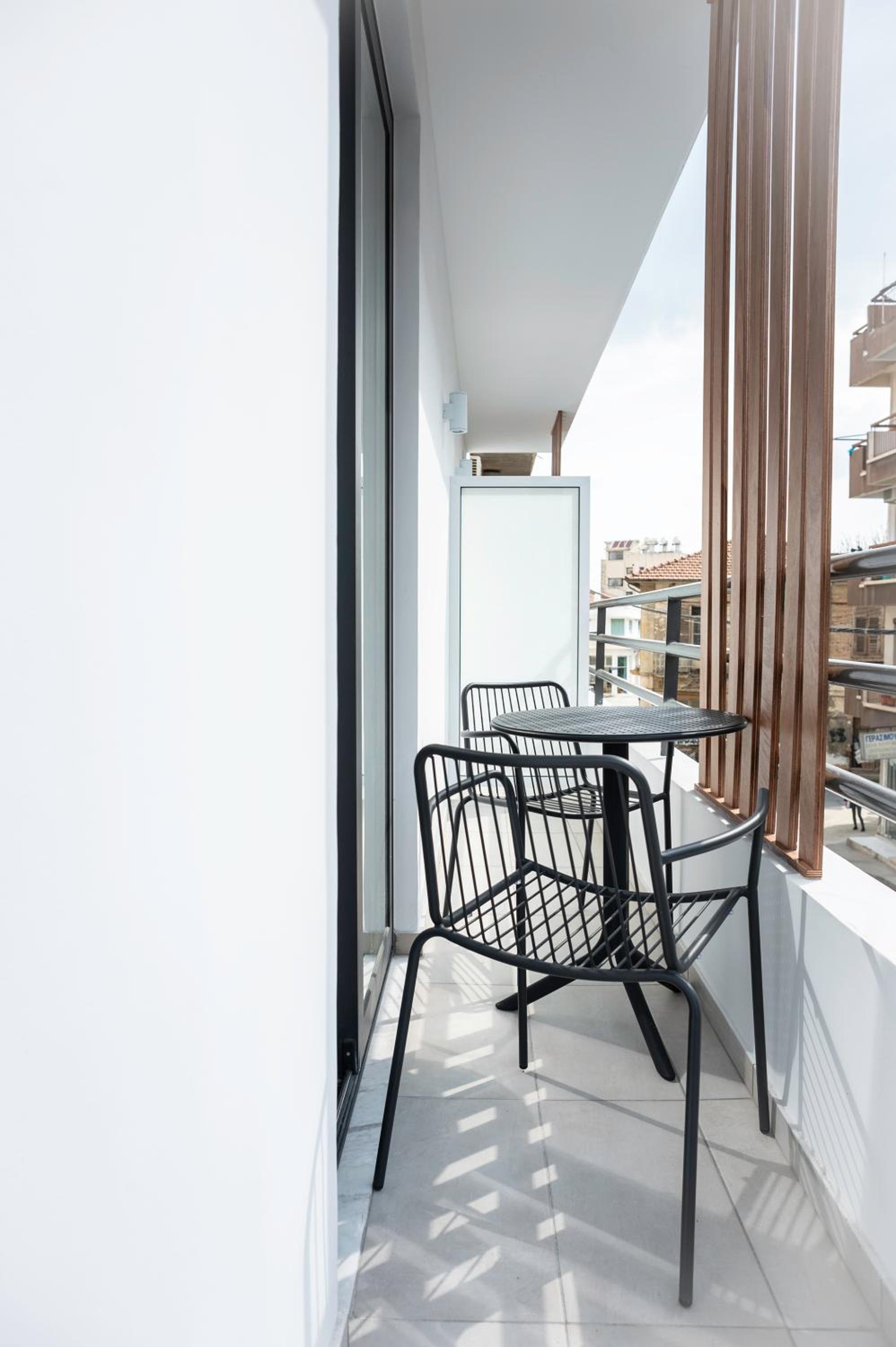 King Suite with Balcony - Photo 2