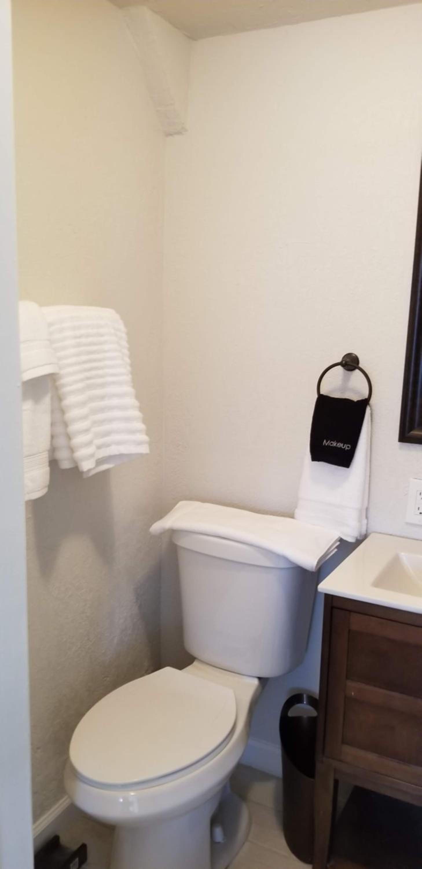 Queen Room photo 3