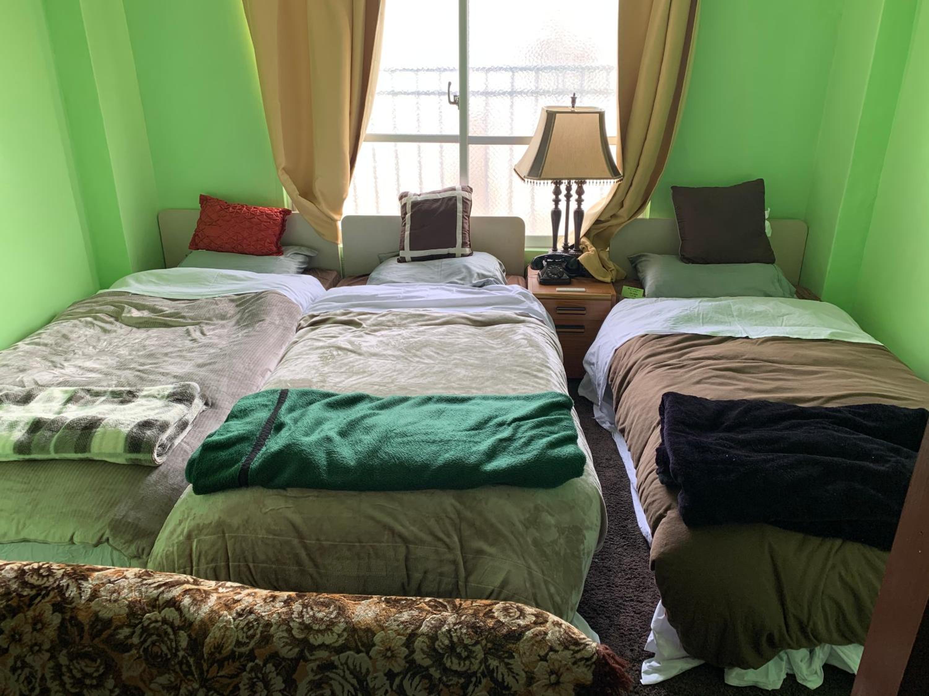 Economy Double Room photo 1