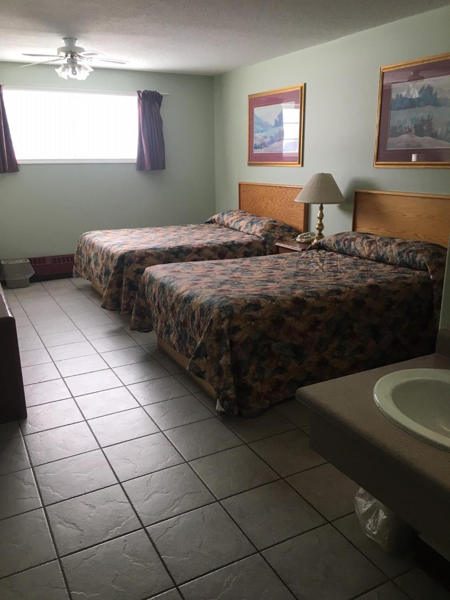 Deluxe Double Room with Bath photo 3