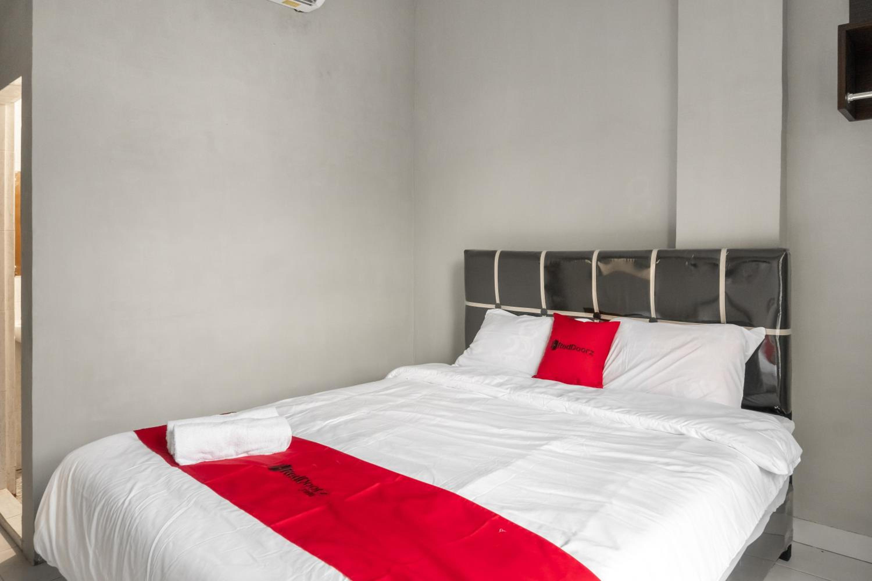 Double Room - Photo 5