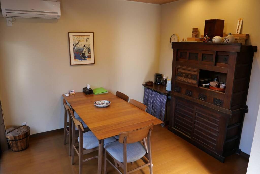 Three-Bedroom Villa photo 2