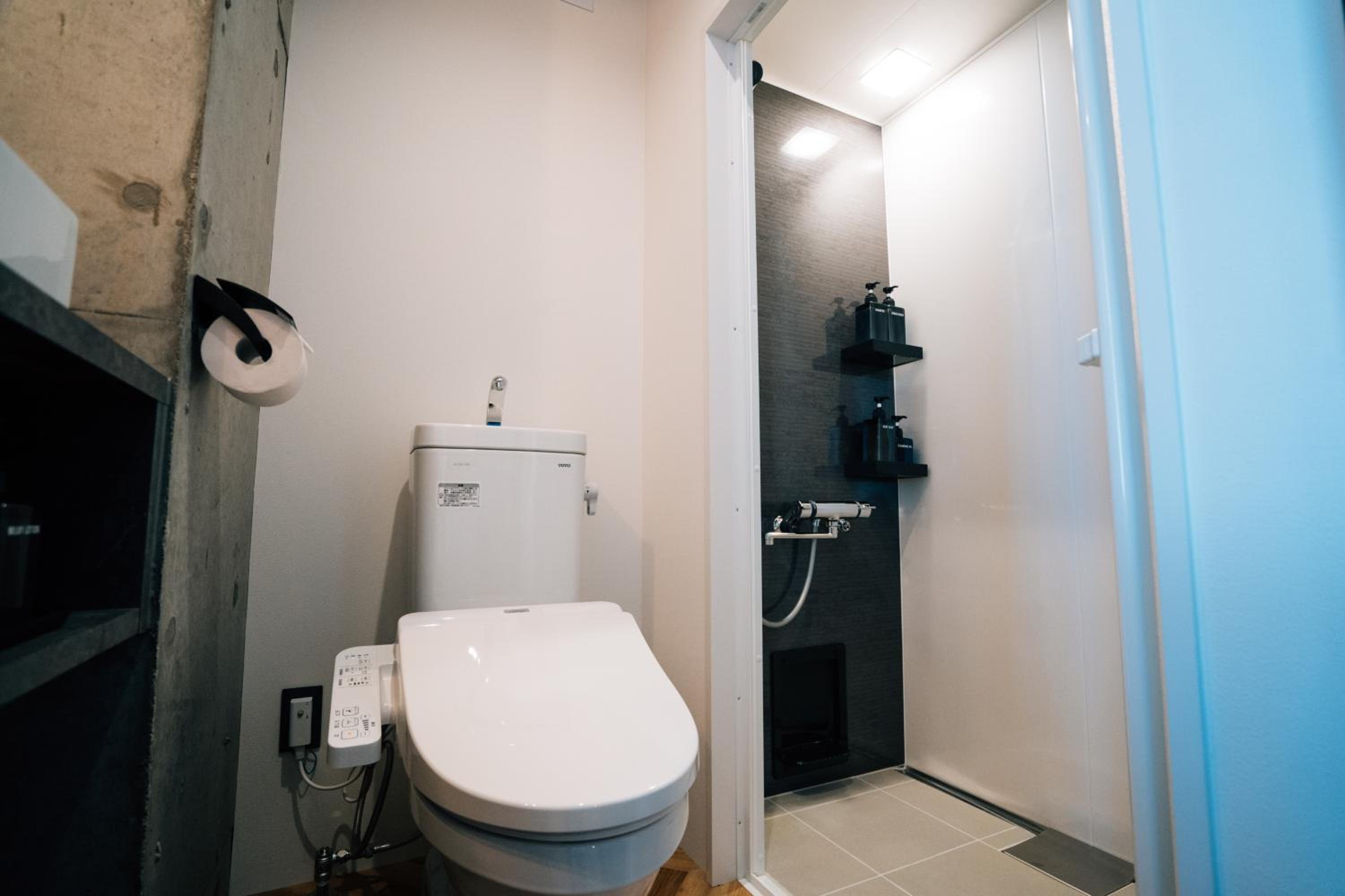 Standard Room (1 Double Bed) - Non-Smoking - No Cleaning for Consecutive Night Stays - Photo 11