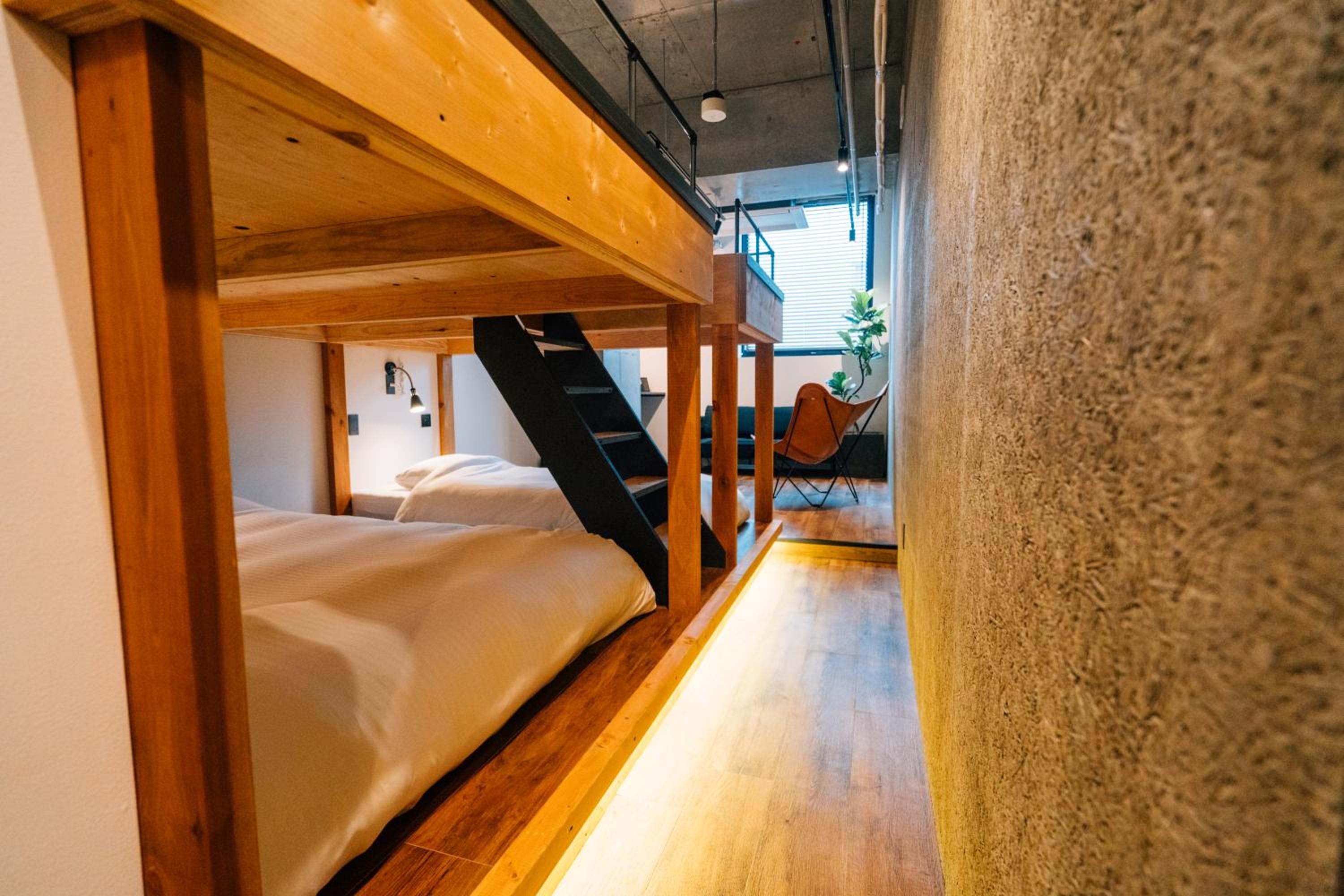 Deluxe Room with Shower (2 Double Beds and 2 Single Beds) - Non-Smoking - No Cleaning for Consecutive Night Stays - Photo 19
